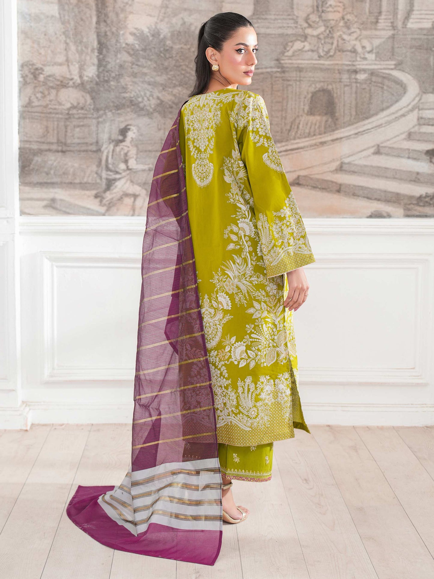 3 Piece Lawn Suit-Embroidered (Unstitched)