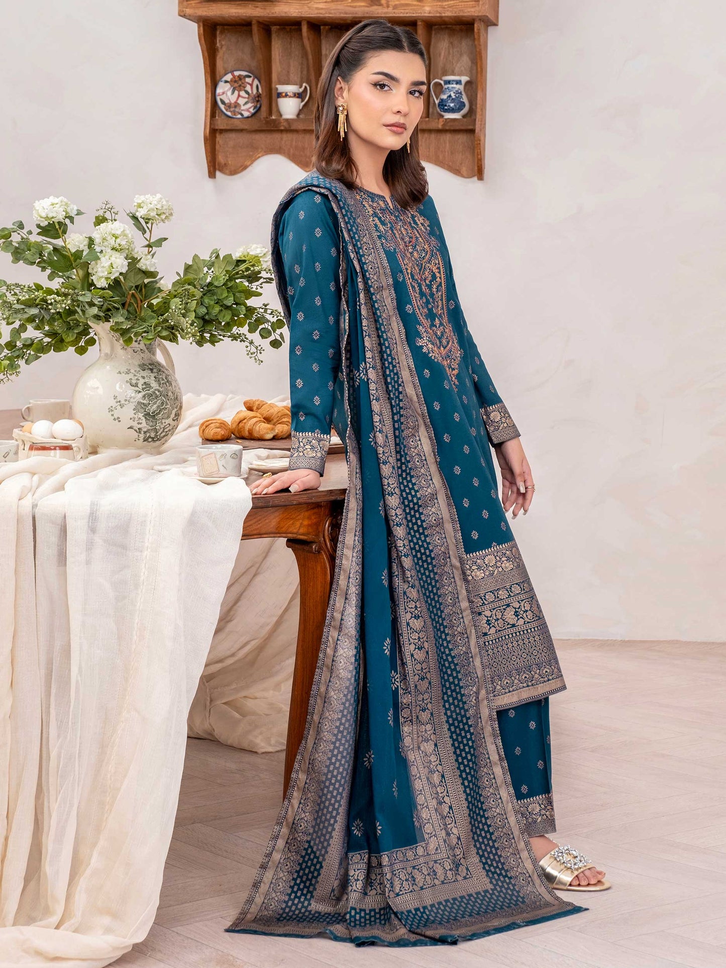 3 Piece Lawn Suit-Embroidered (Unstitched)