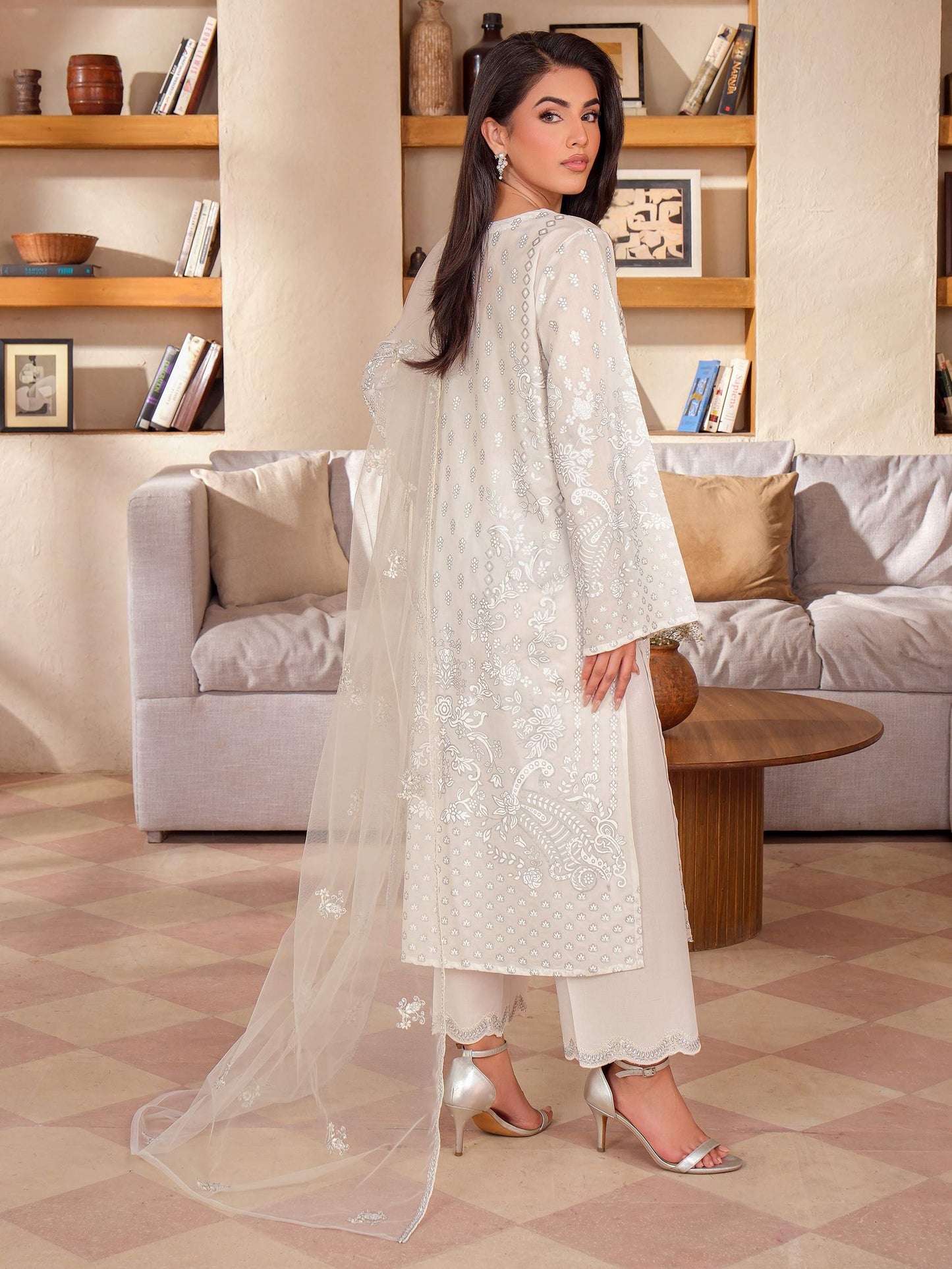 3 Piece Lawn Suit-Embroidered (Unstitched)