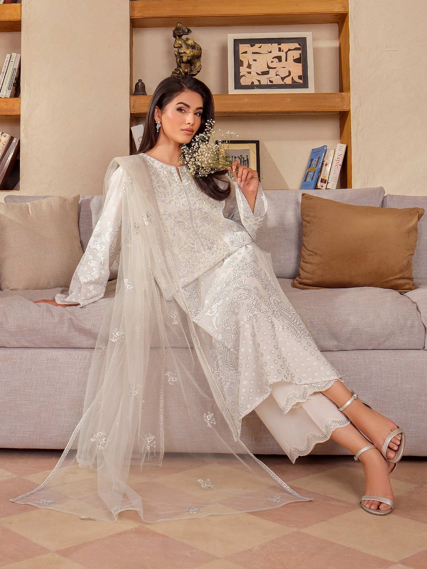 3 Piece Lawn Suit-Embroidered (Unstitched)