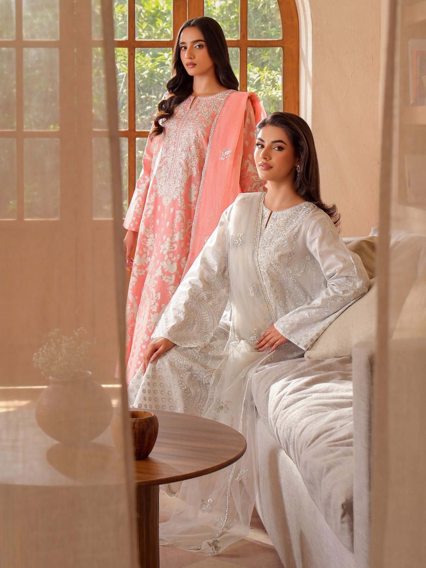 3 Piece Lawn Suit-Embroidered (Unstitched)