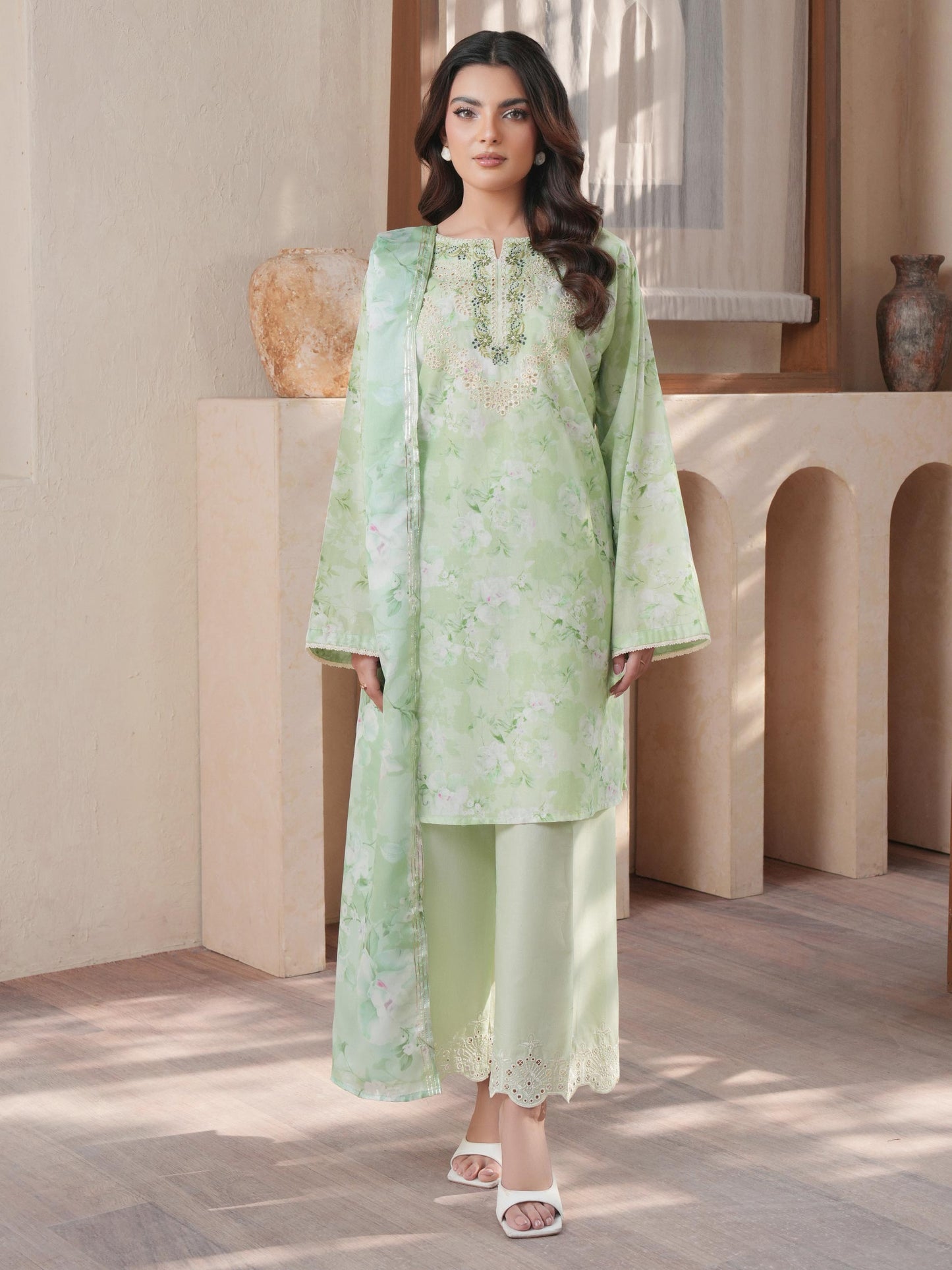 3 Piece Lawn Suit-Embroidered (Unstitched)