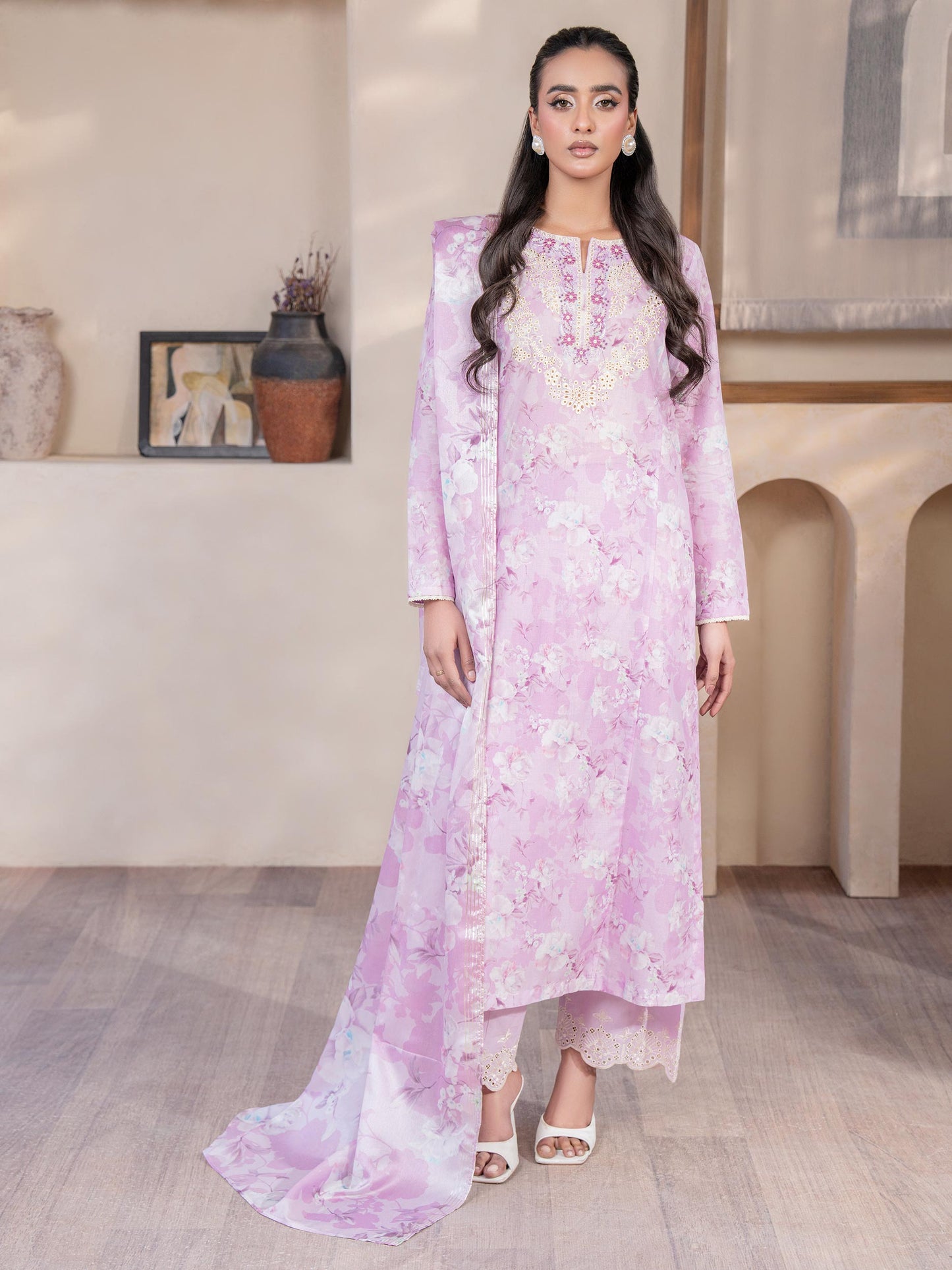 3 Piece Lawn Suit-Embroidered (Unstitched)