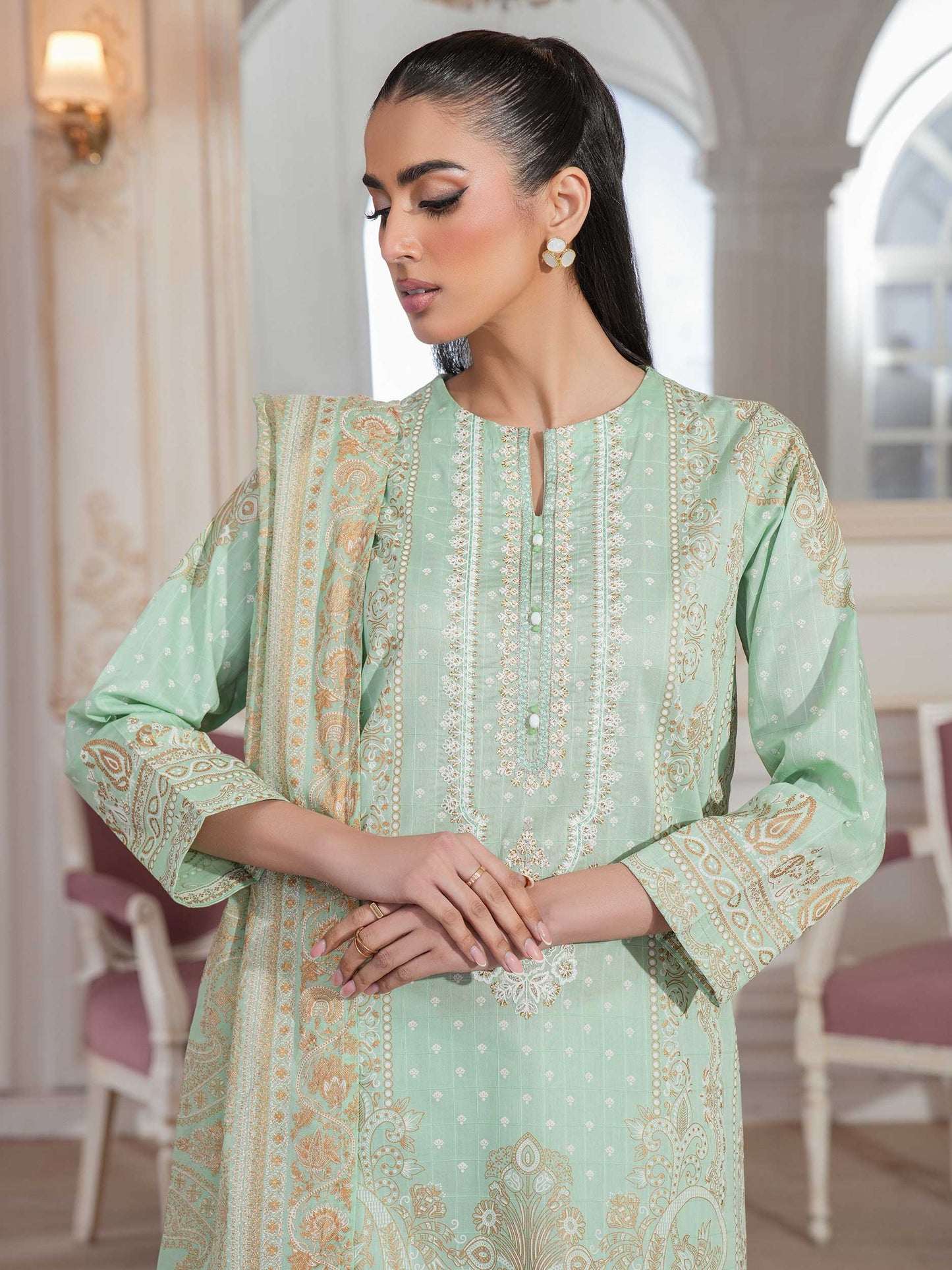 3 Piece Lawn Suit Embroidered (Unstitched)