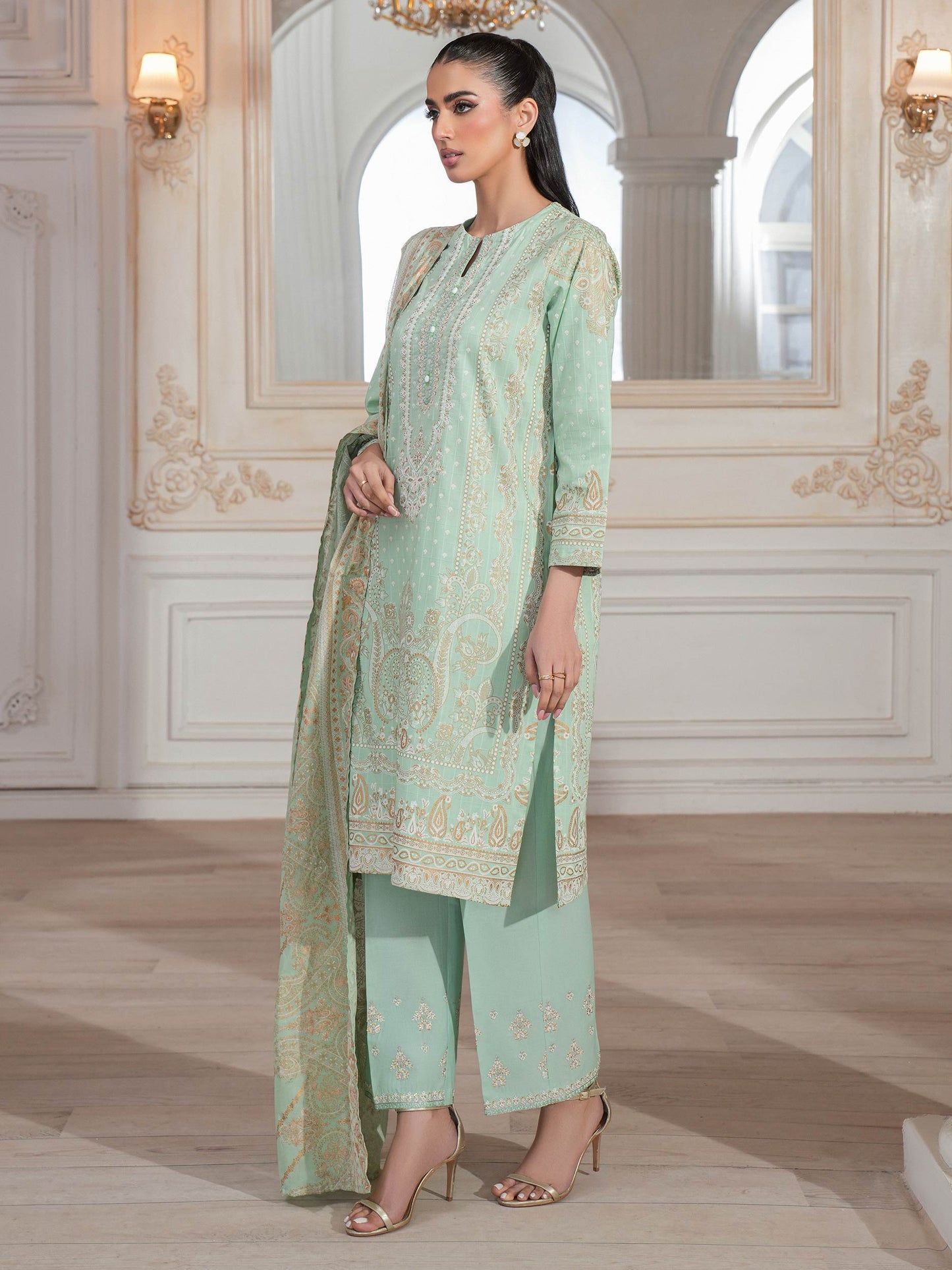 3 Piece Lawn Suit Embroidered (Unstitched)