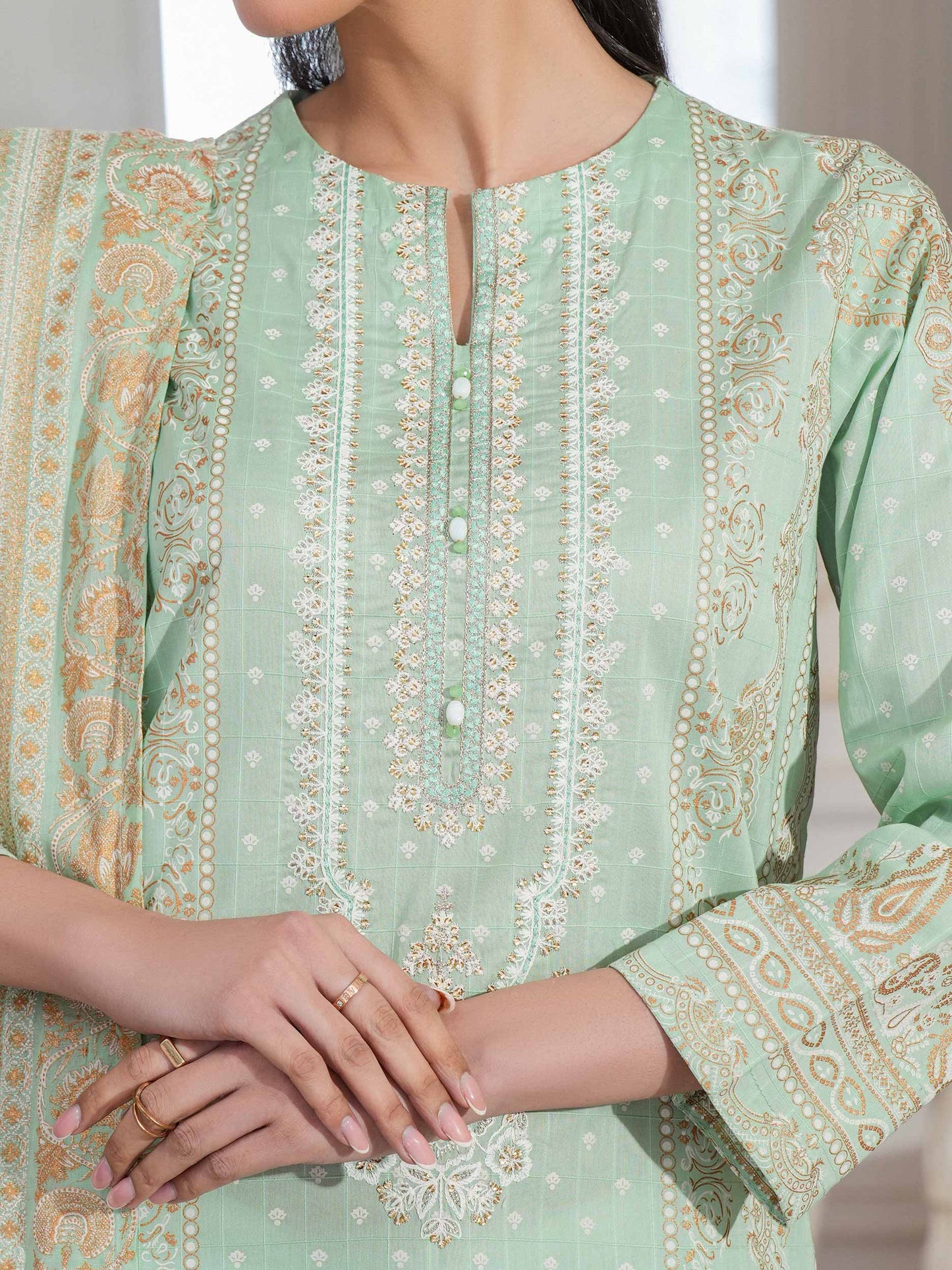 3 Piece Lawn Suit Embroidered (Unstitched)
