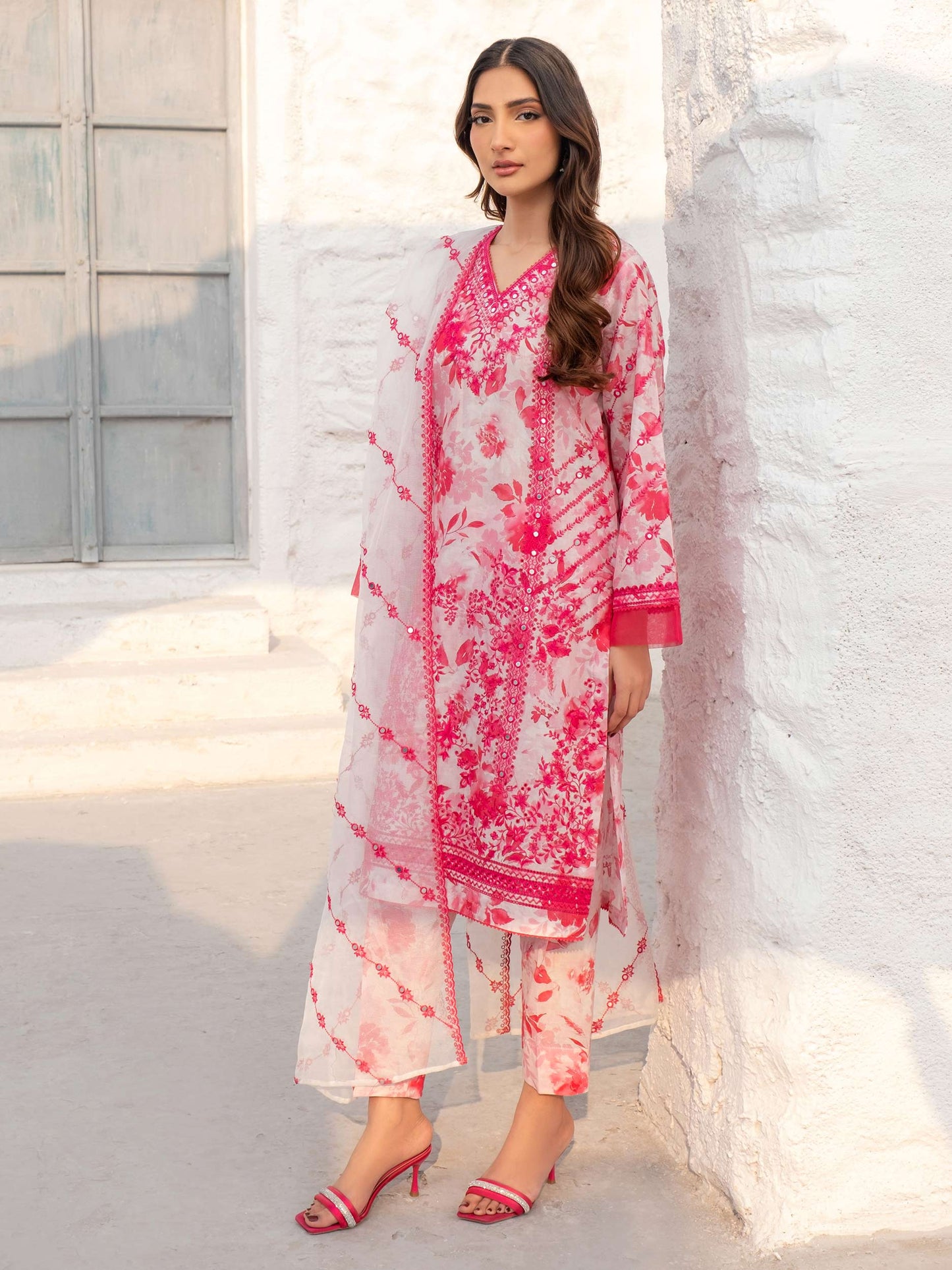 3 Piece Lawn Suit-Embroidered (Unstitched)