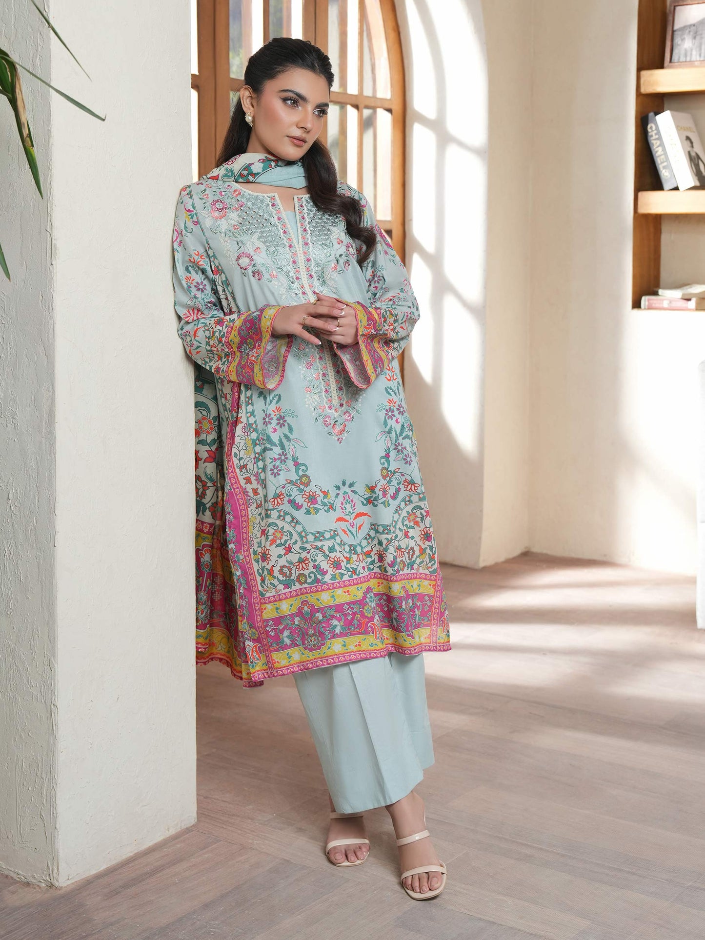 3 Piece Lawn Suit-Embroidered (Unstitched)