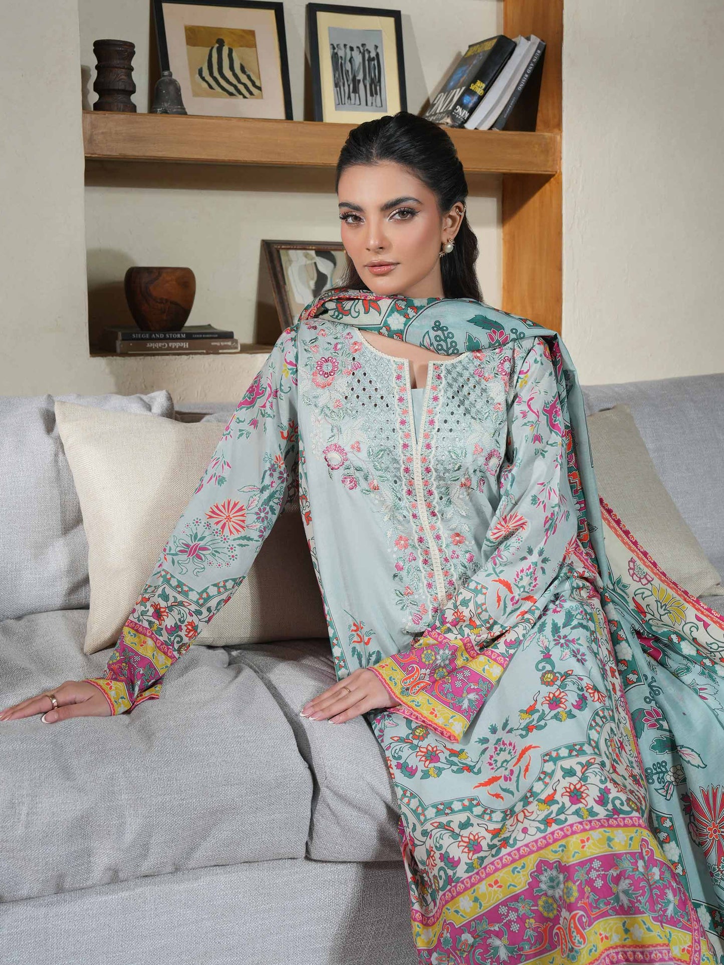 3 Piece Lawn Suit-Embroidered (Unstitched)