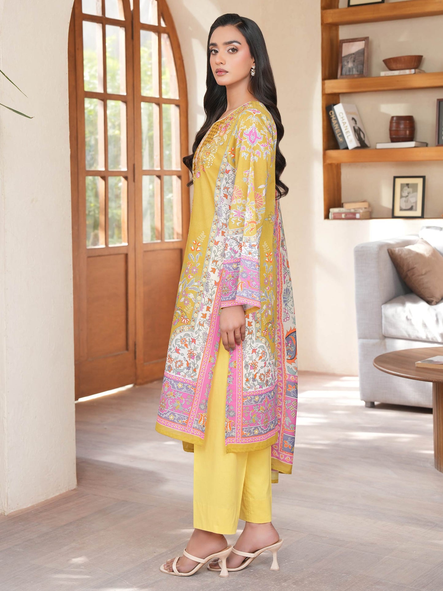 3 Piece Lawn Suit-Embroidered (Unstitched)
