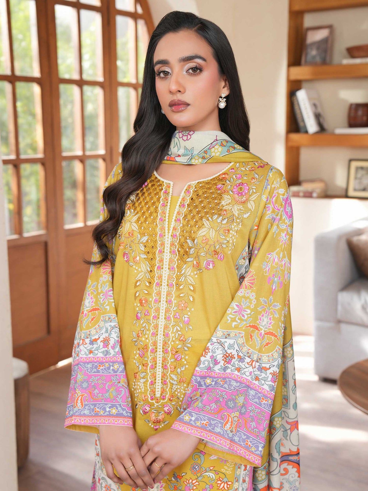 3 Piece Lawn Suit-Embroidered (Unstitched)