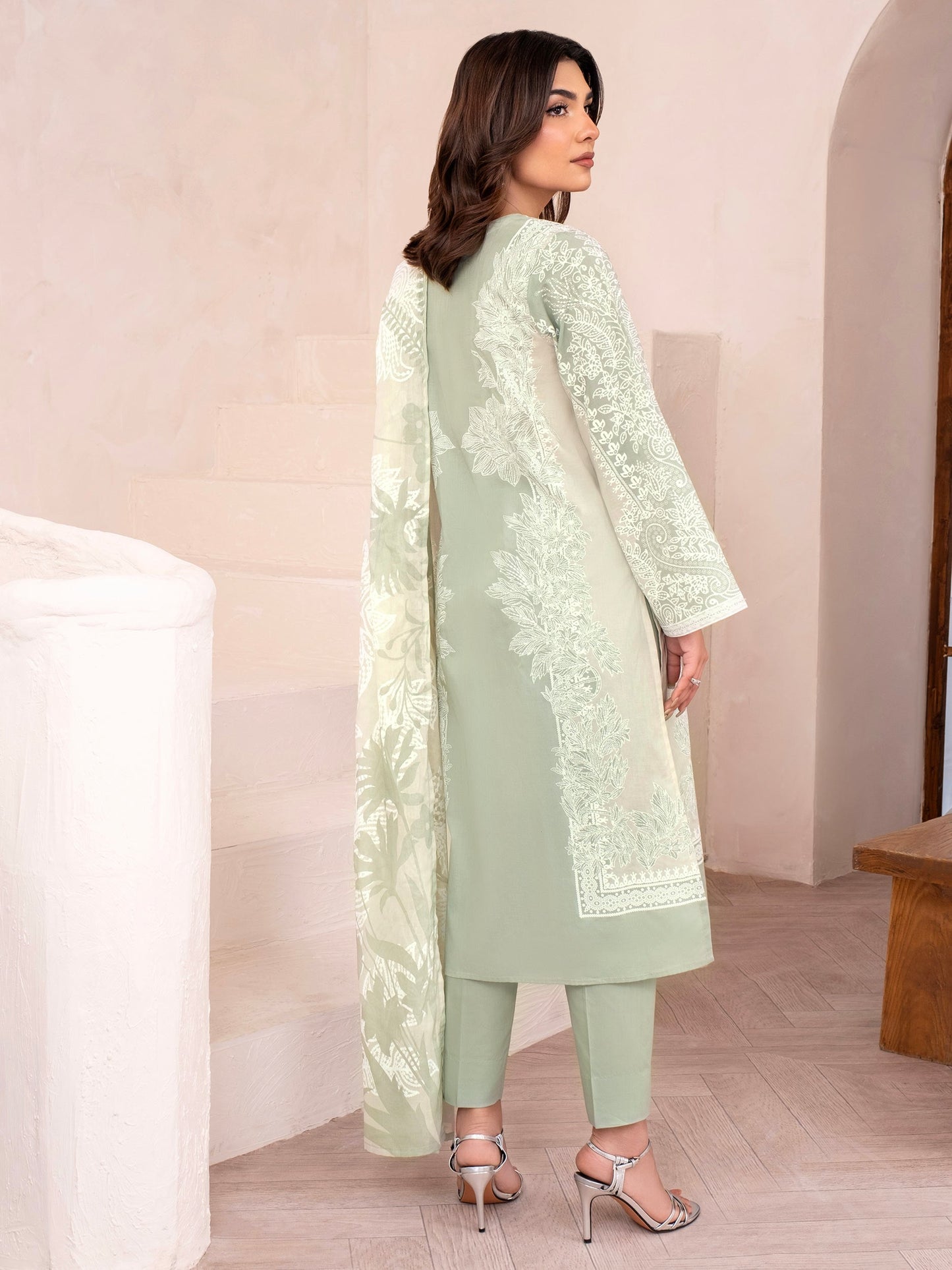 3 Piece Lawn Suit-Embroidered (Unstitched)