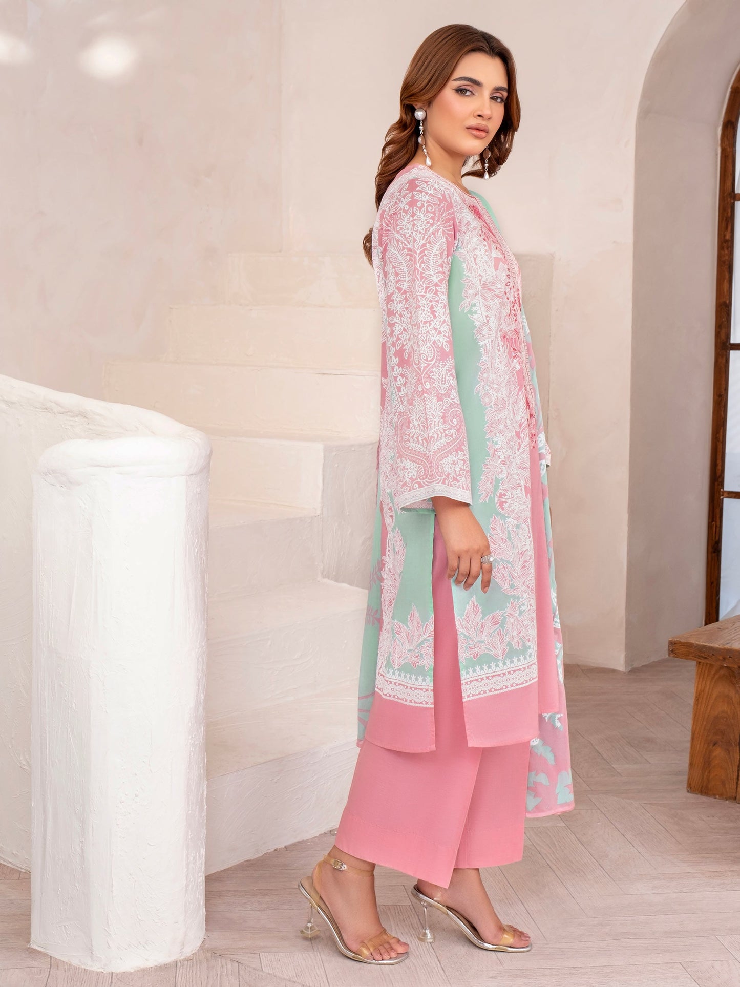 3 Piece Lawn Suit-Embroidered (Unstitched)