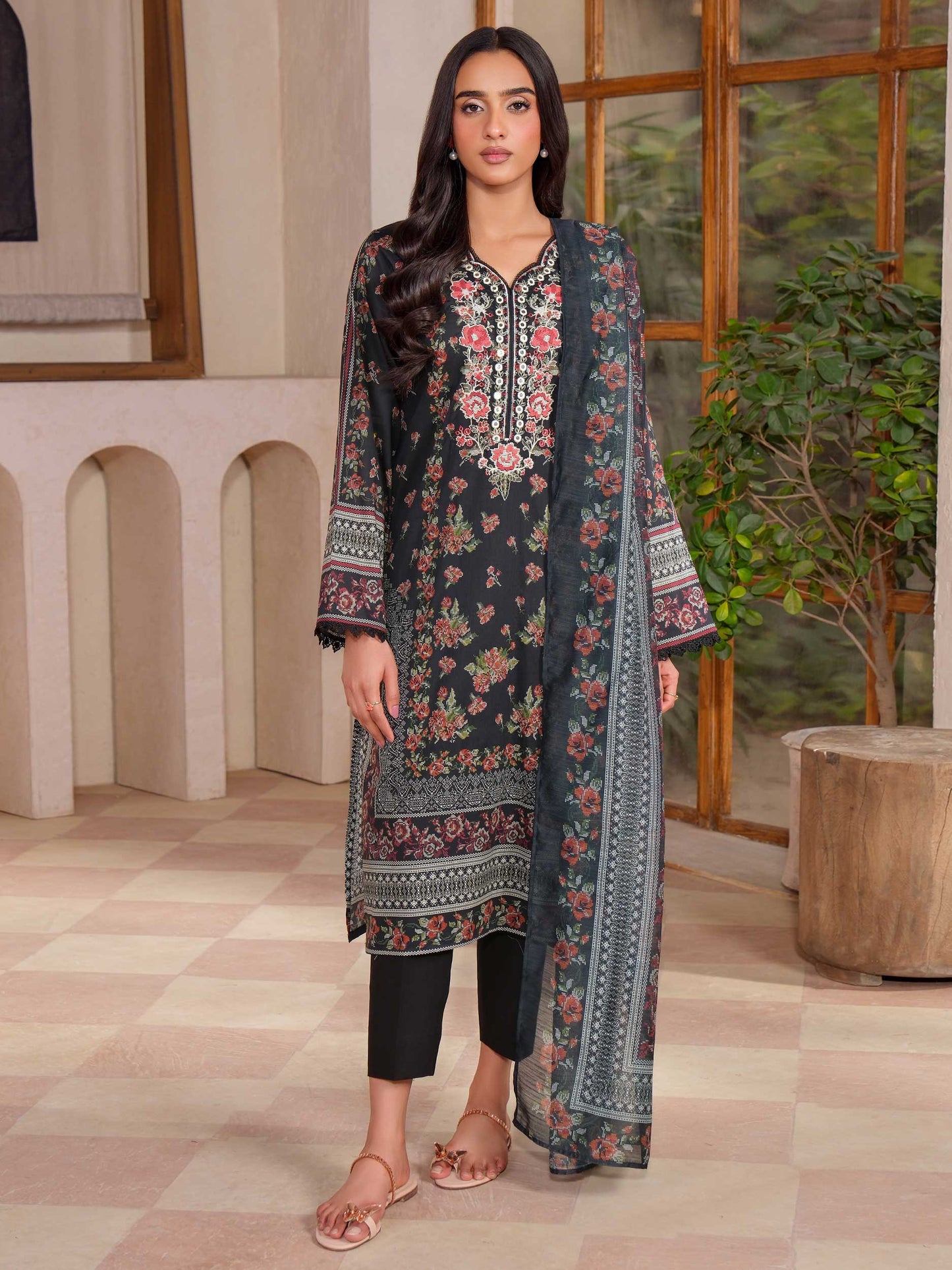 3 Piece Lawn Suit-Embroidered (Unstitched)