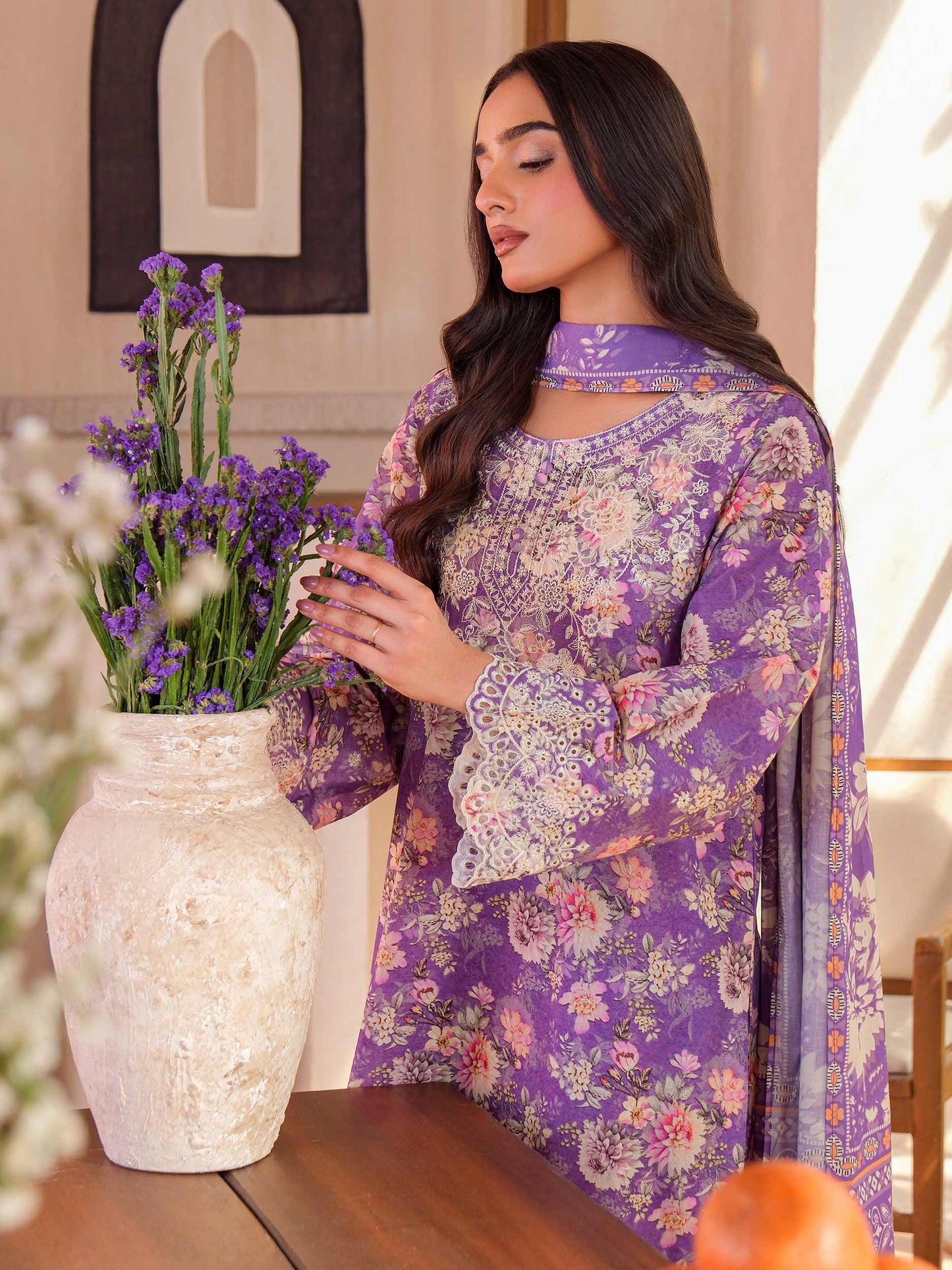3 Piece Lawn Suit-Embroidered (Unstitched)