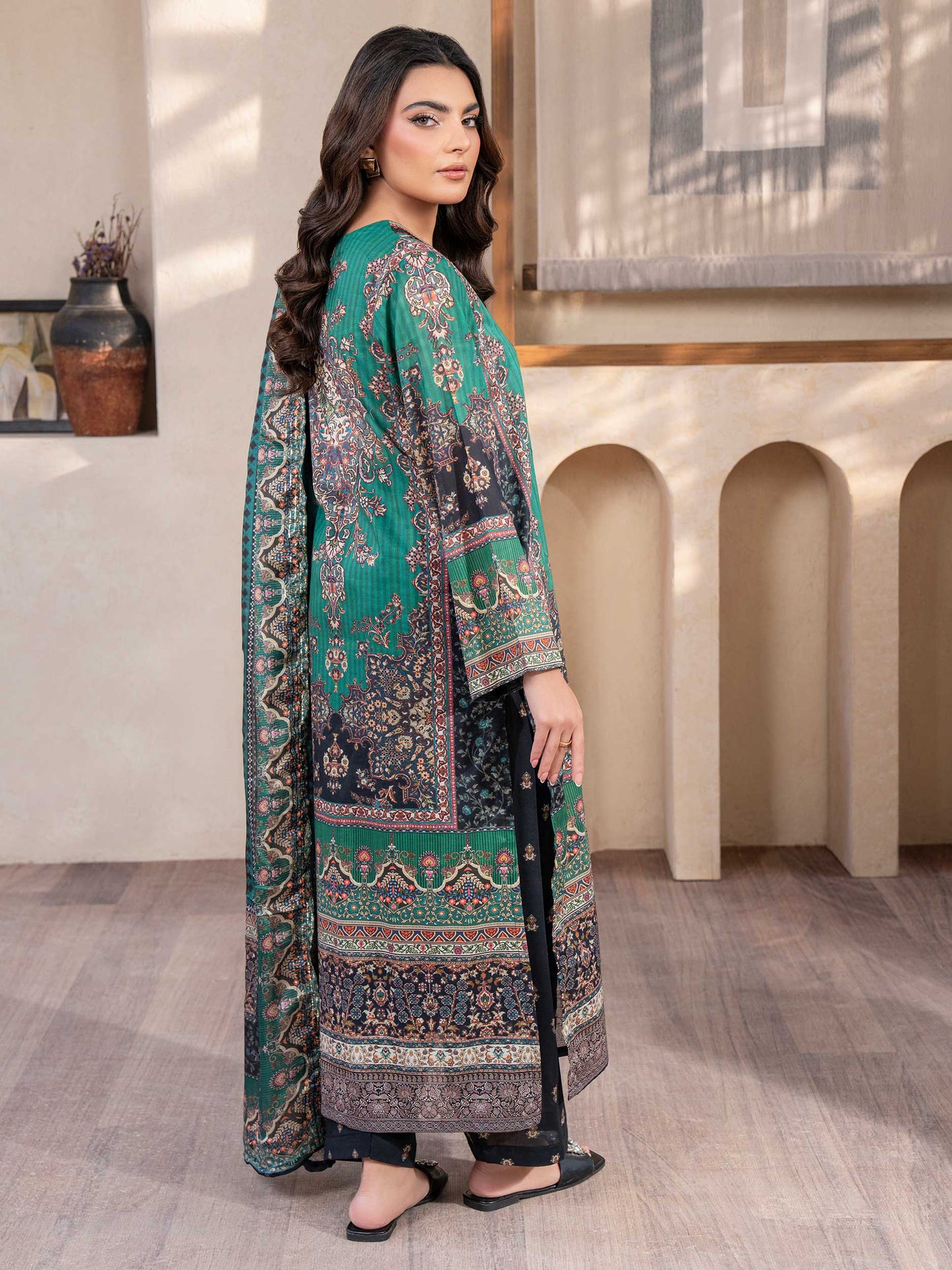 3 Piece Lawn Suit-Embroidered (Unstitched)