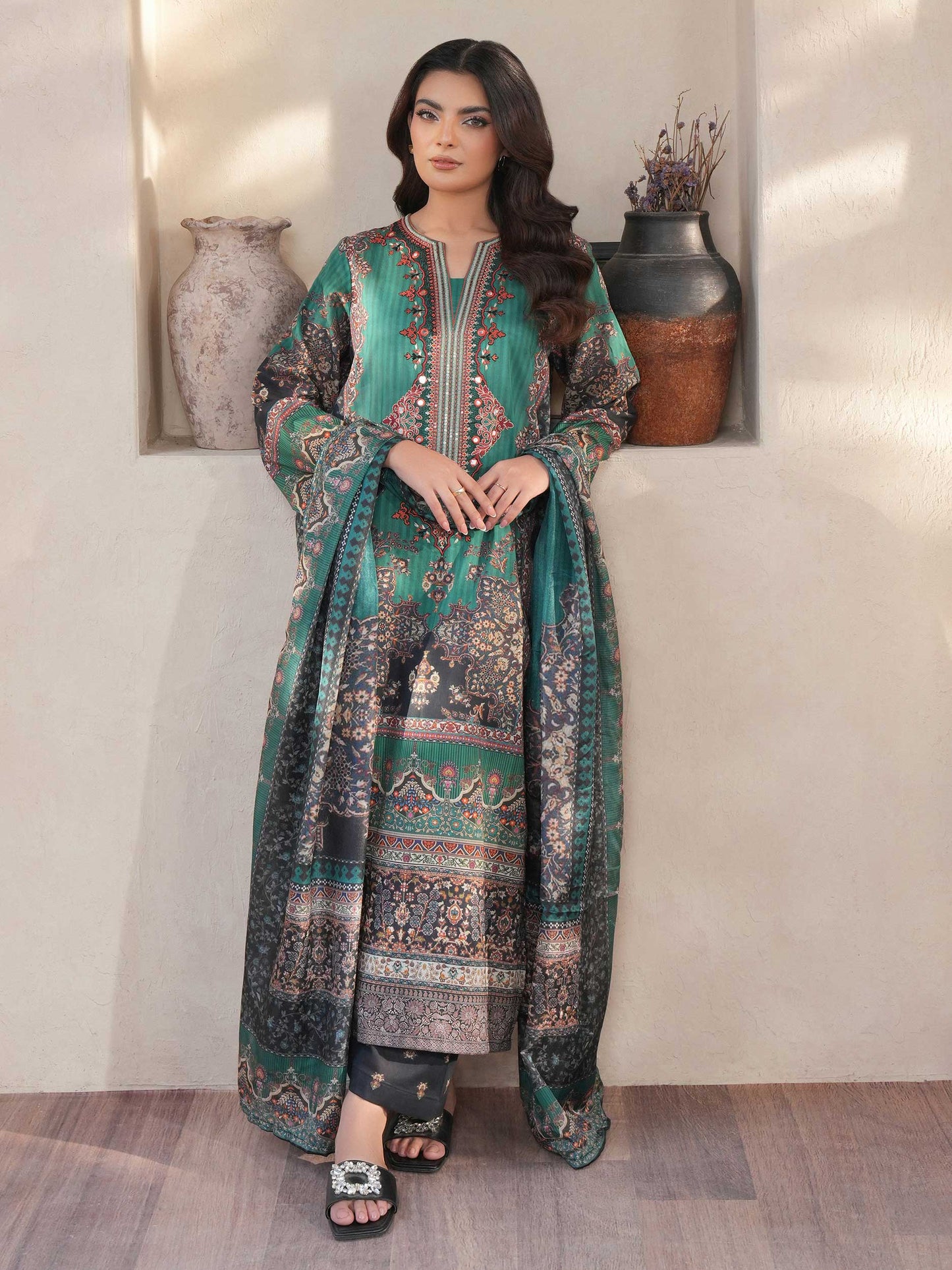 3 Piece Lawn Suit-Embroidered (Unstitched)