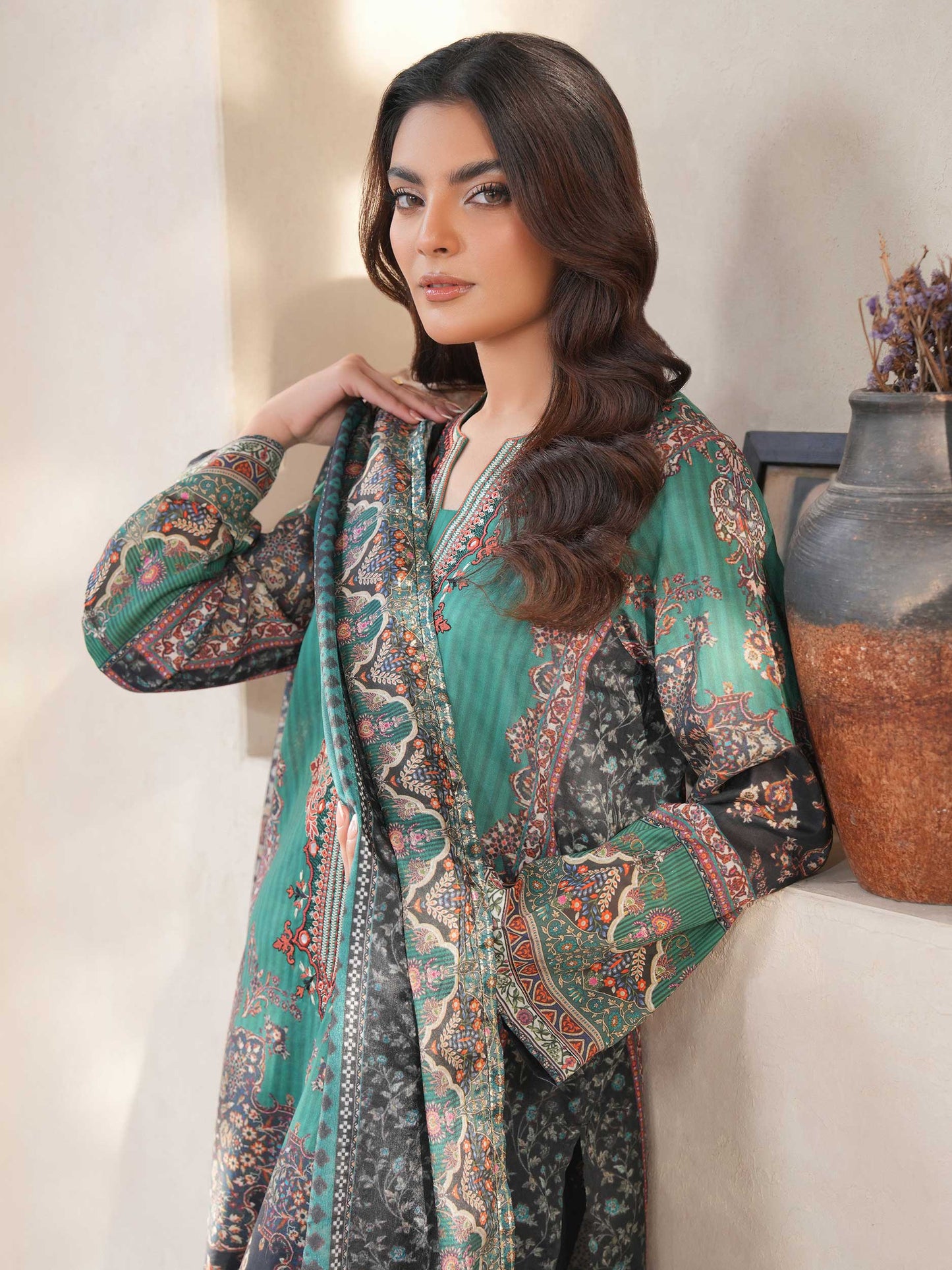 3 Piece Lawn Suit-Embroidered (Unstitched)
