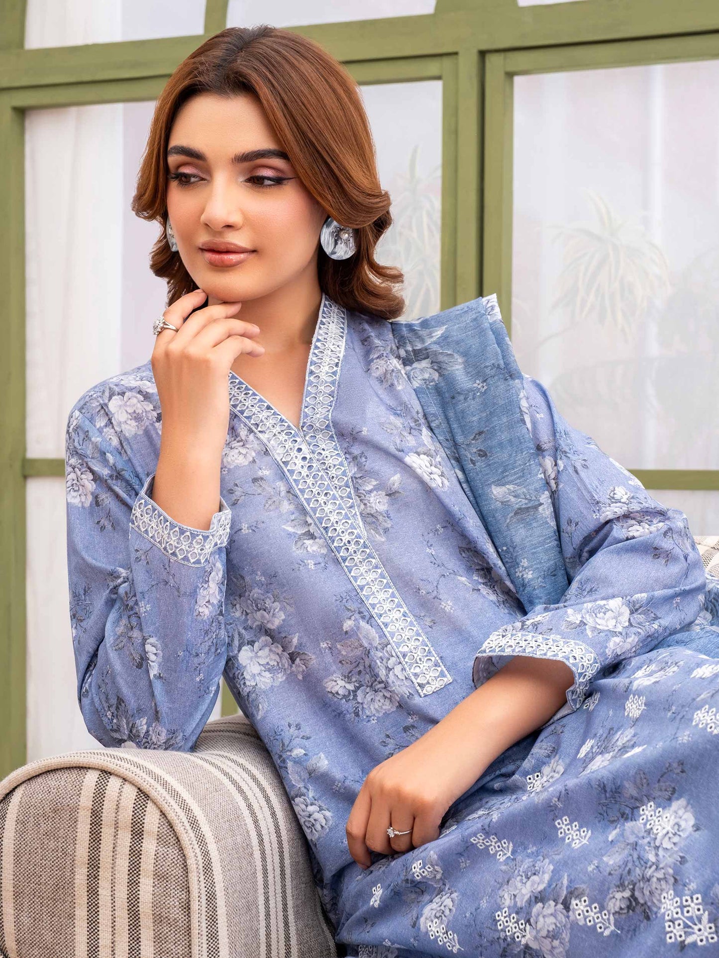 3 Piece Lawn Suit-Embroidered (Unstitched)
