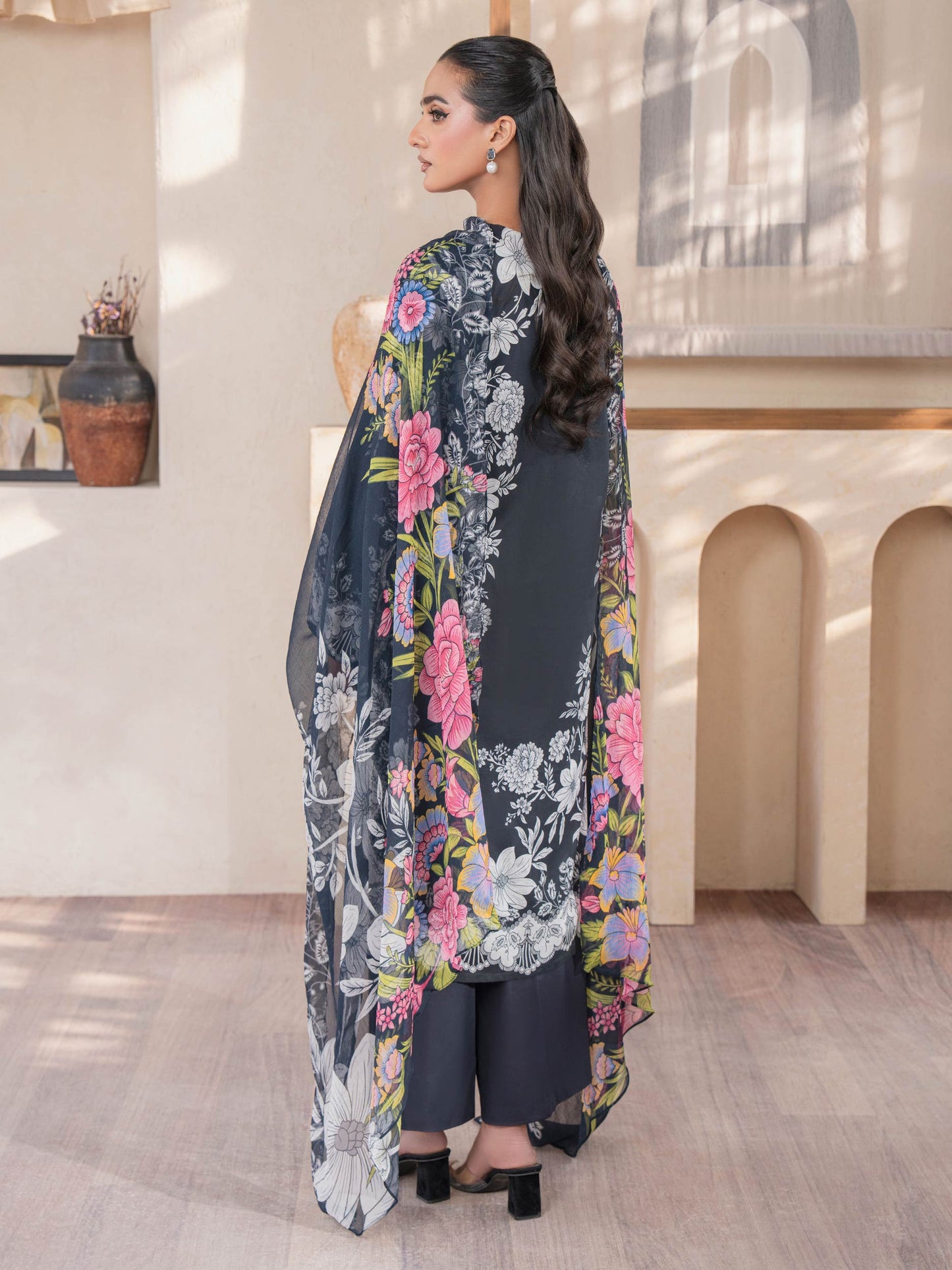 3 Piece Lawn Suit-Embroidered (Unstitched)