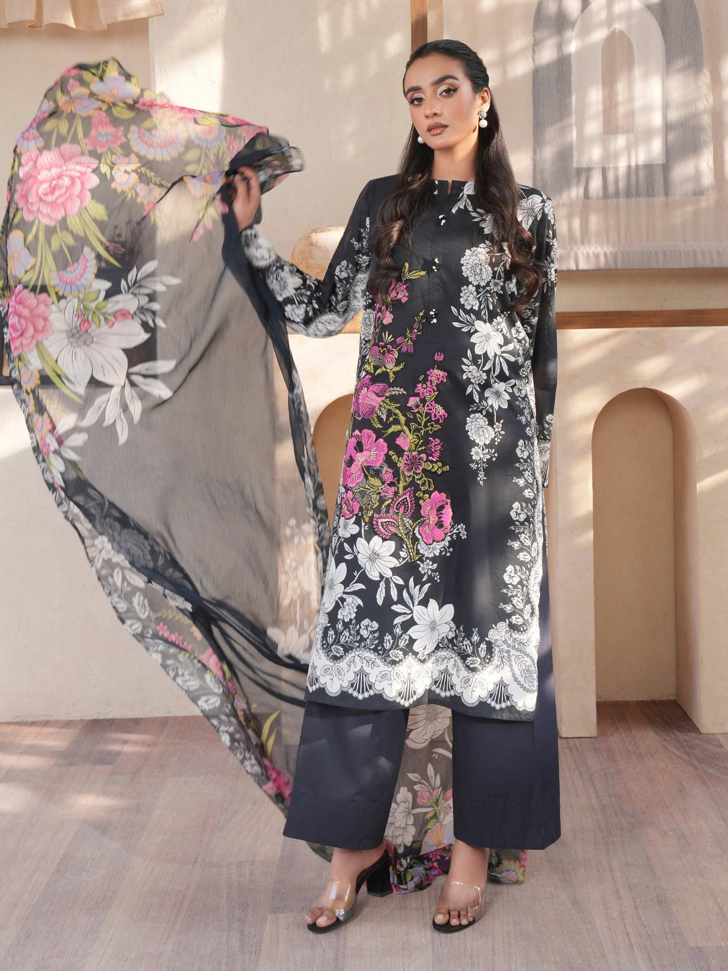 3 Piece Lawn Suit-Embroidered (Unstitched)