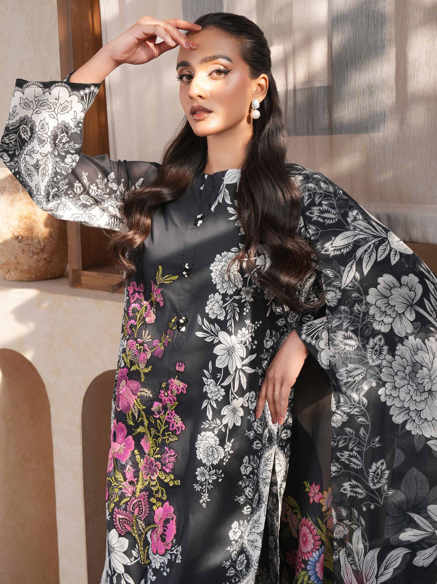 3 Piece Lawn Suit-Embroidered (Unstitched)