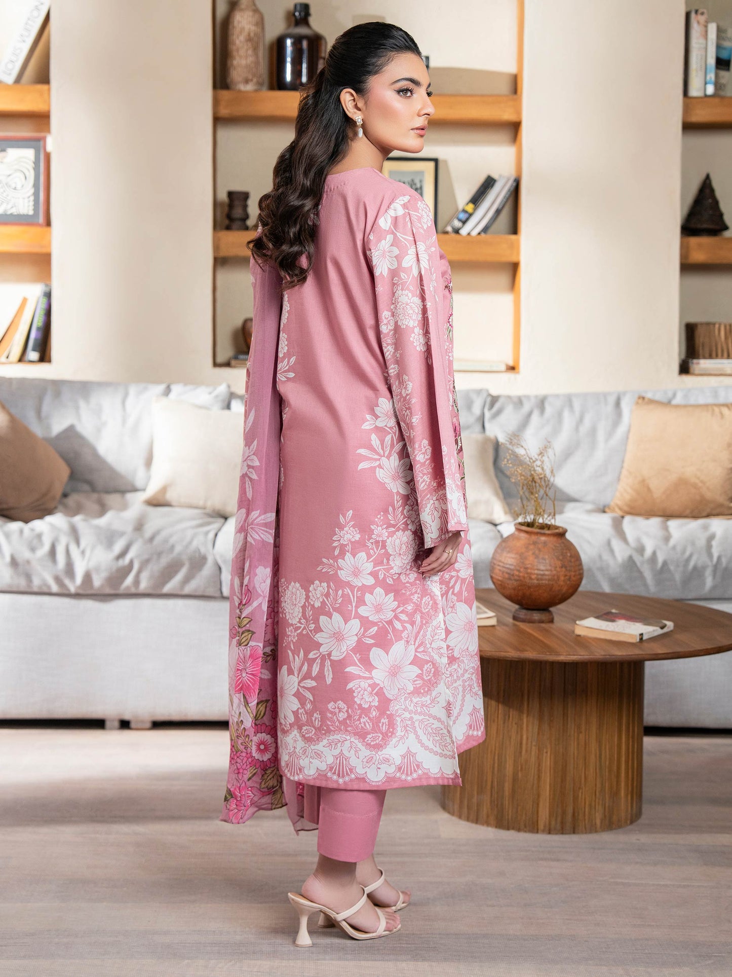 3 Piece Lawn Suit-Embroidered (Unstitched)