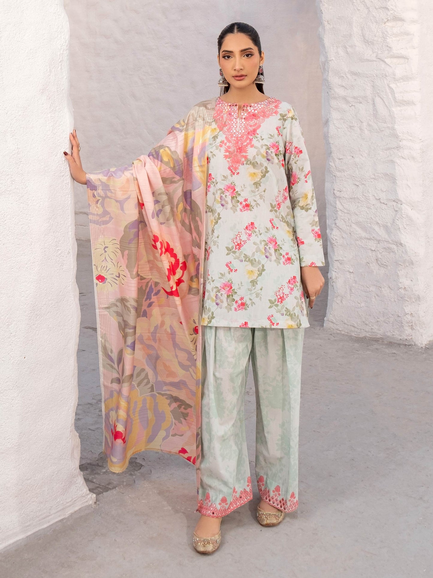 3 Piece Lawn Suit-Embroidered (Unstitched)