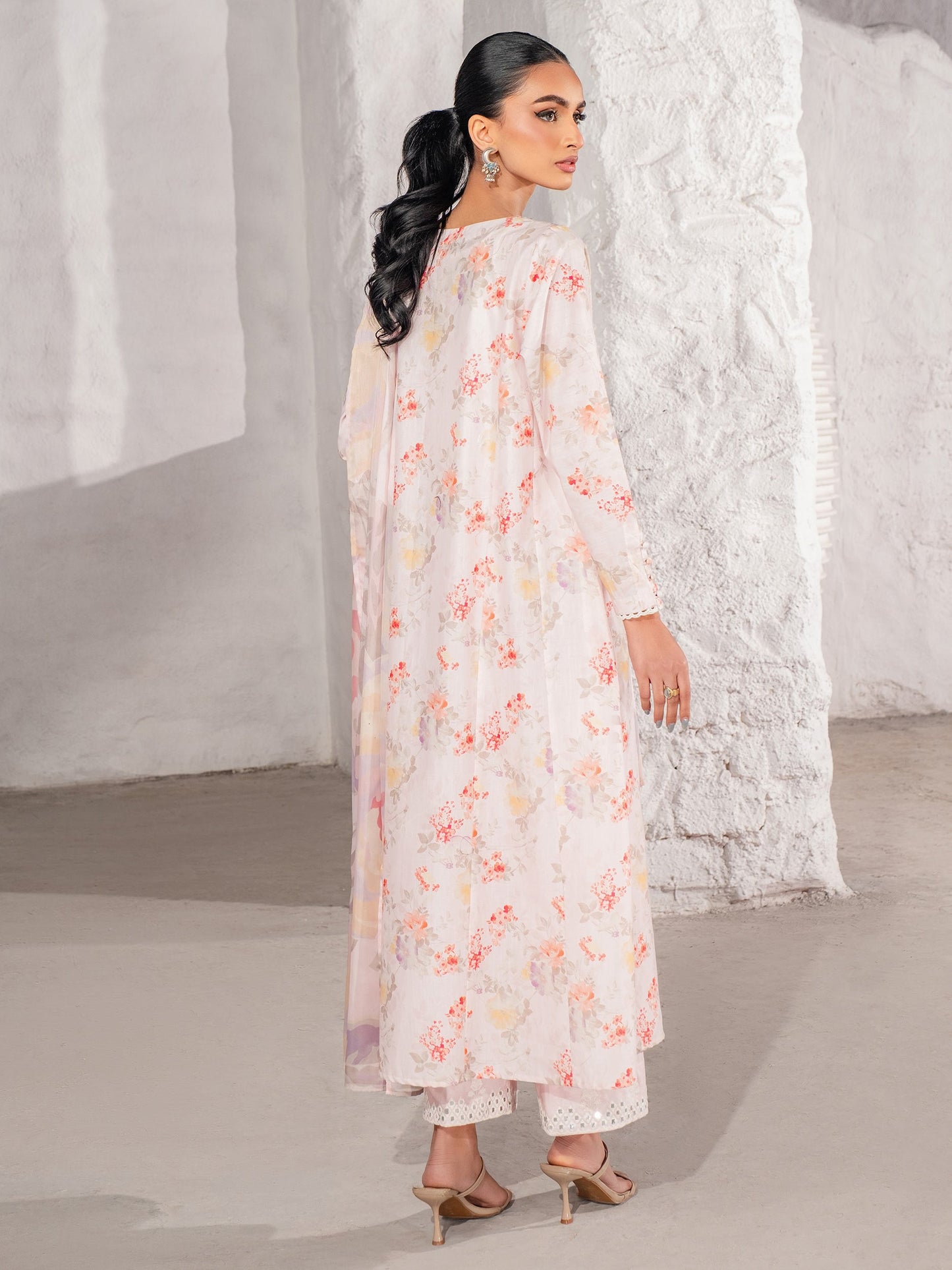 3 Piece Lawn Suit-Embroidered (Unstitched)