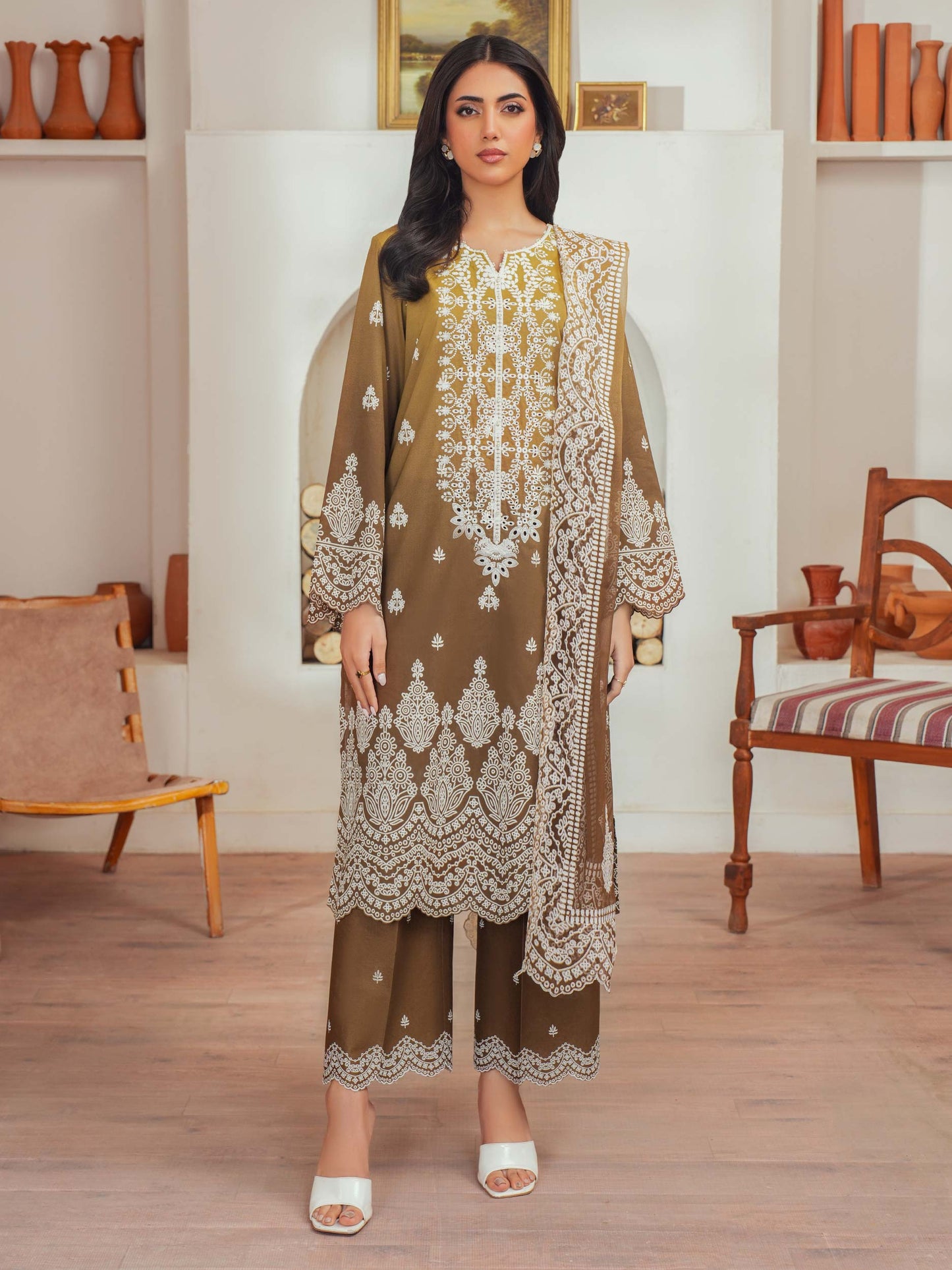 3 Piece Lawn Suit-Embroidered (Unstitched)