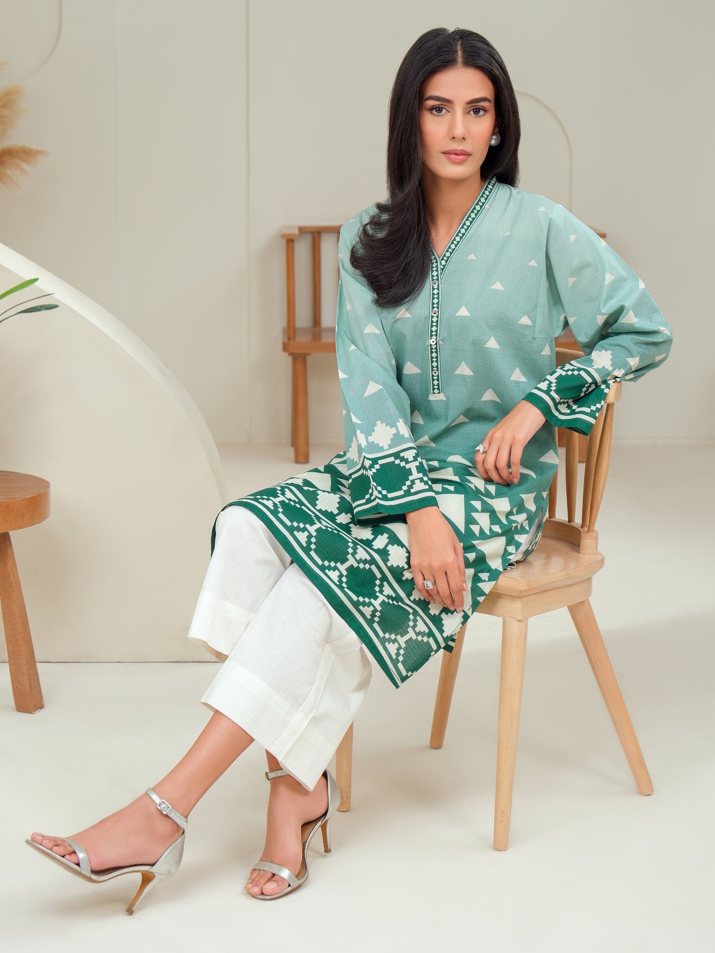 Lawn Shirt-Printed (Unstitched)