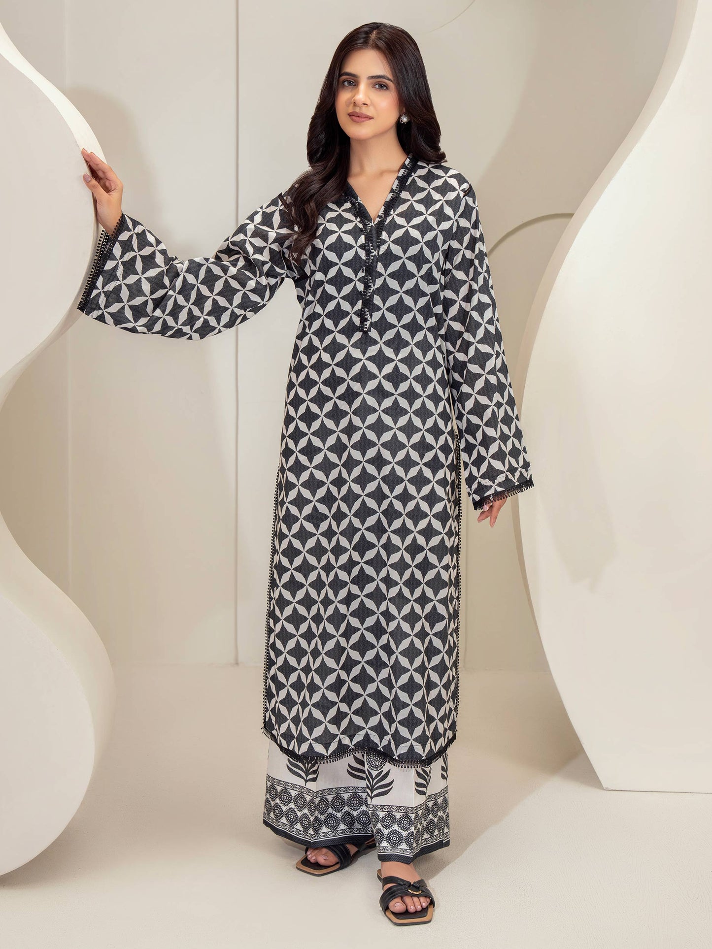 2 Piece Lawn Suit-Printed (Unstitched)
