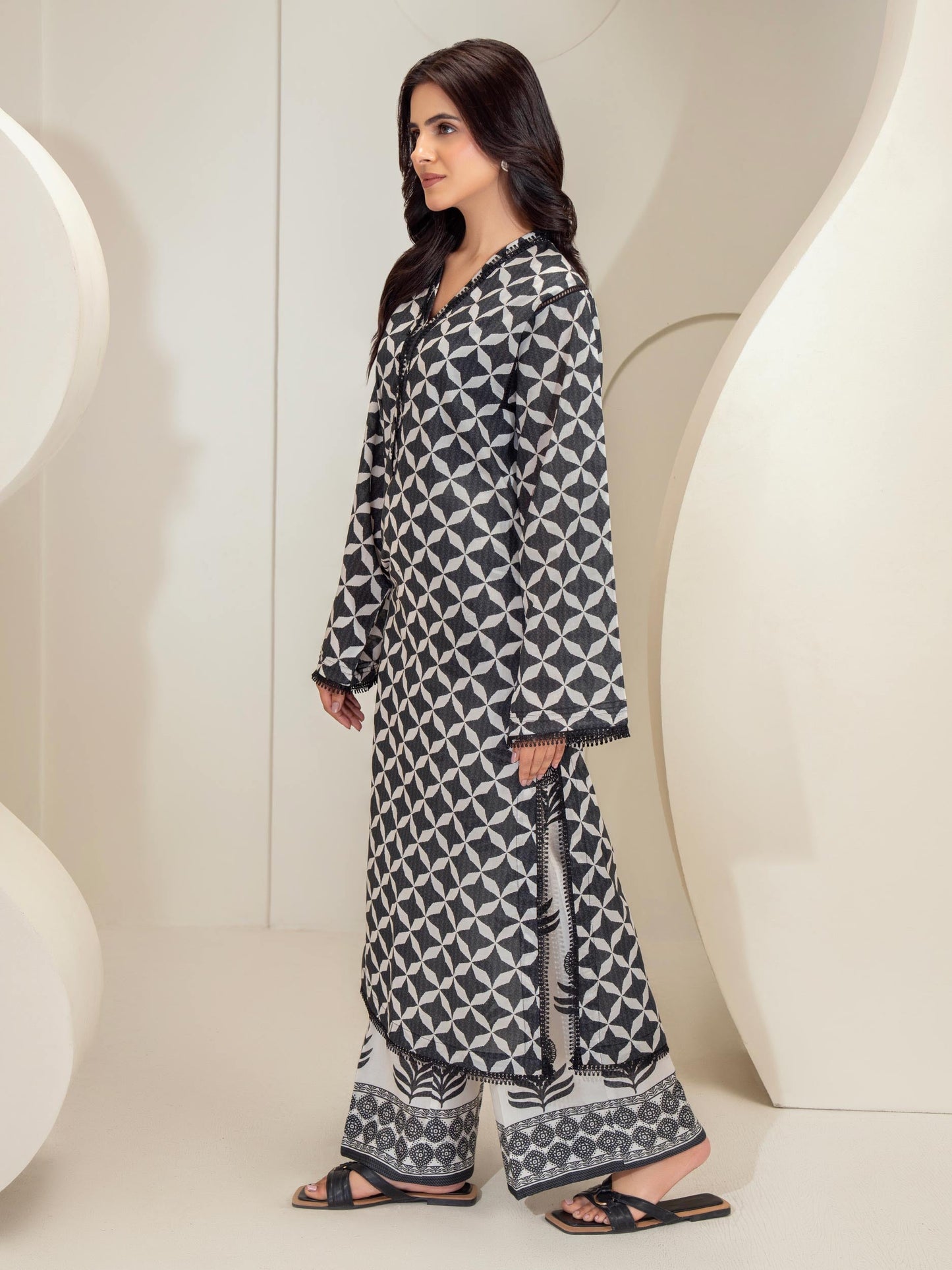 2 Piece Lawn Suit-Printed (Unstitched)