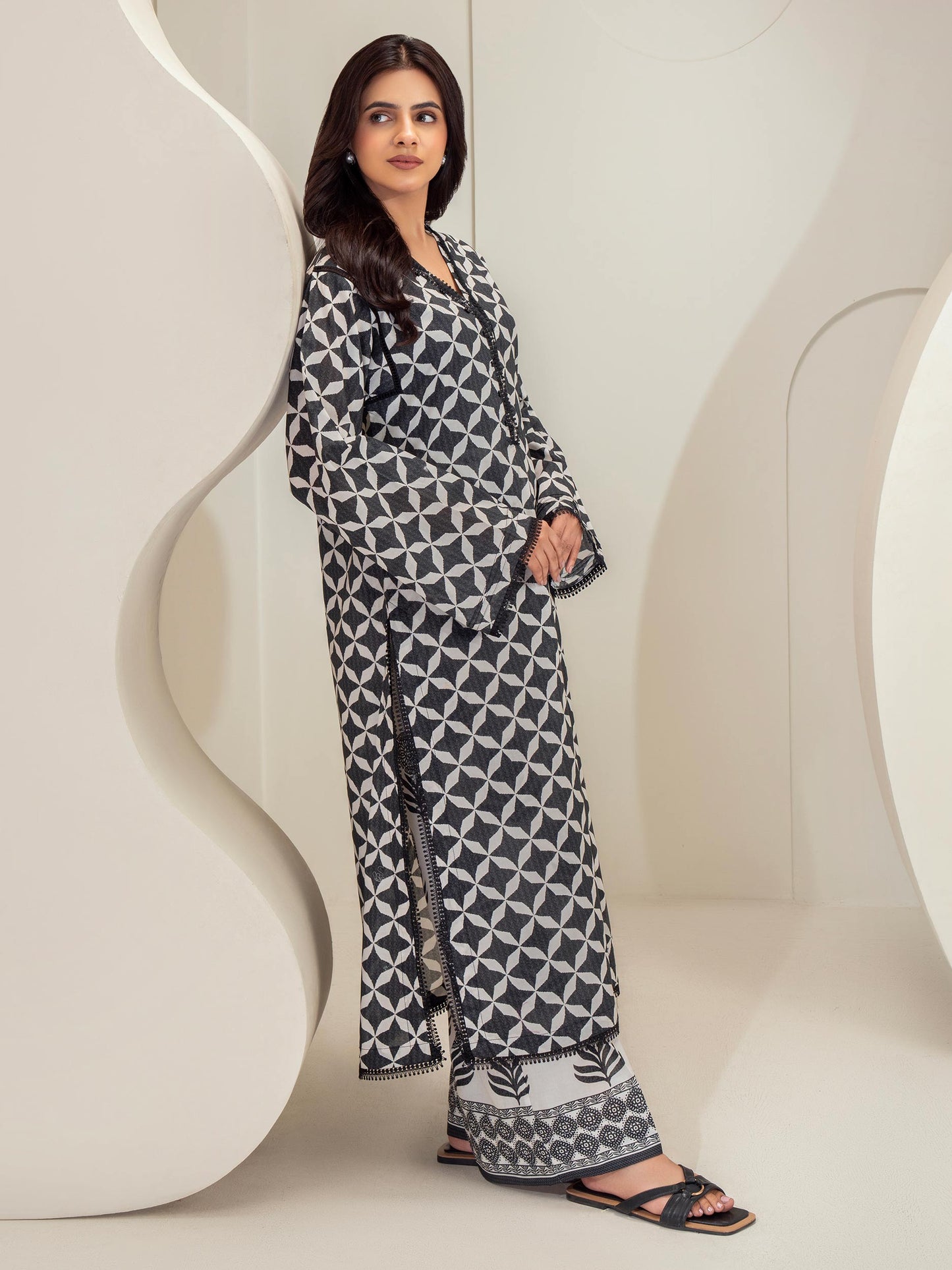 2 Piece Lawn Suit-Printed (Unstitched)