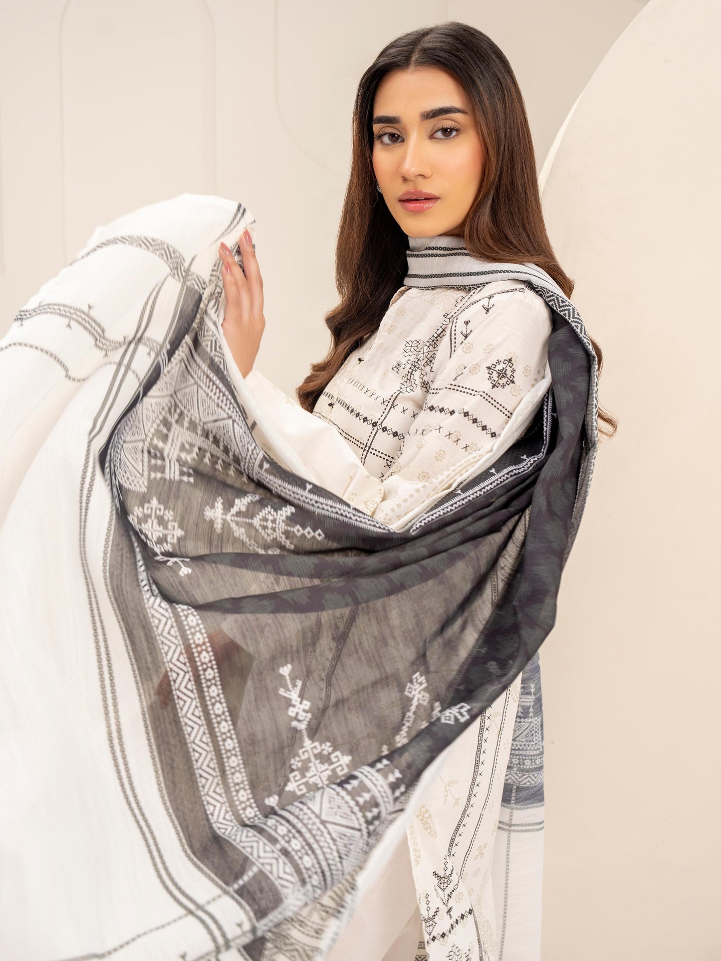 3 Piece Lawn Suit-Paste Print (Unstitched)