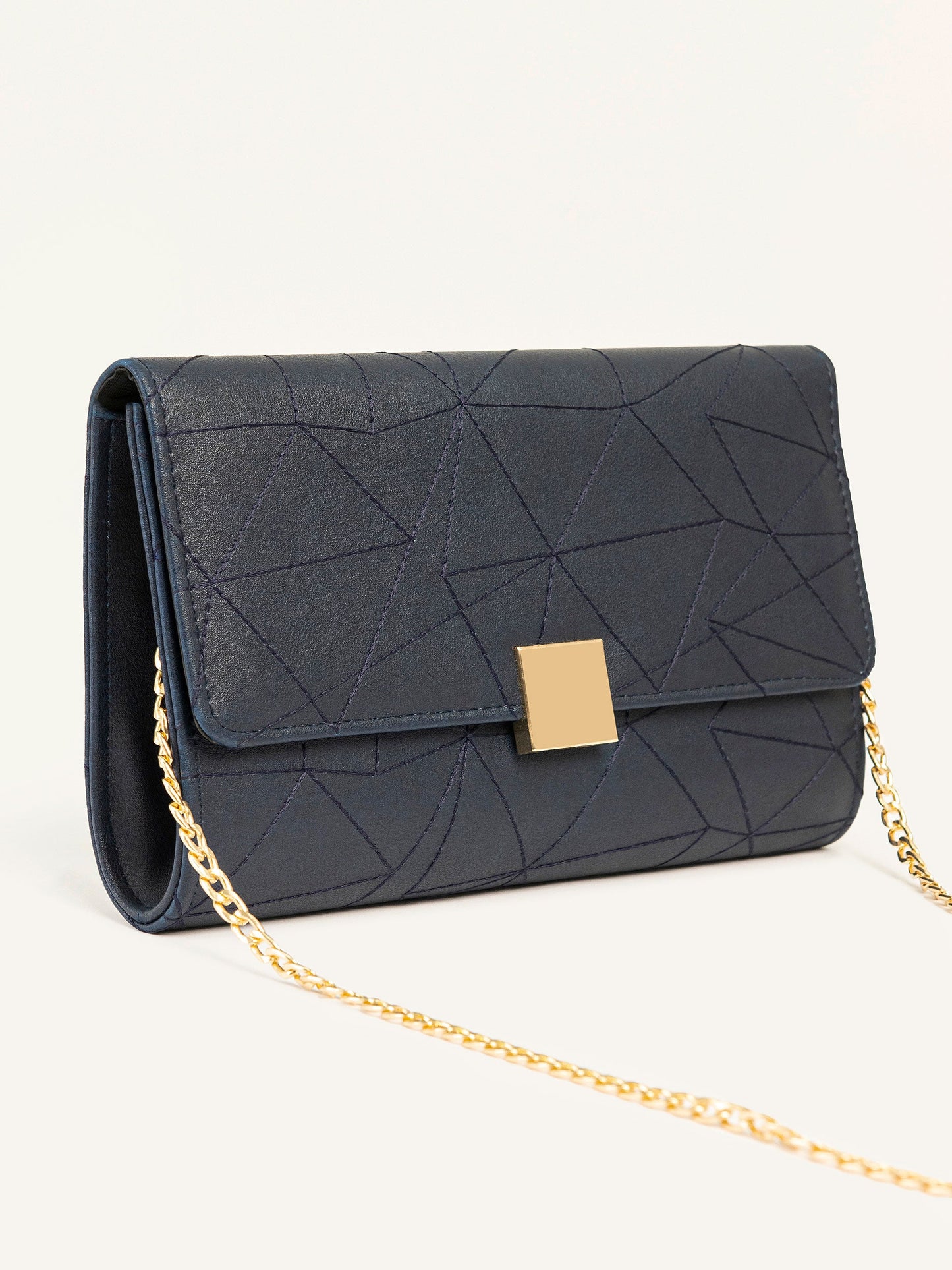 Thread Detailing Clutch