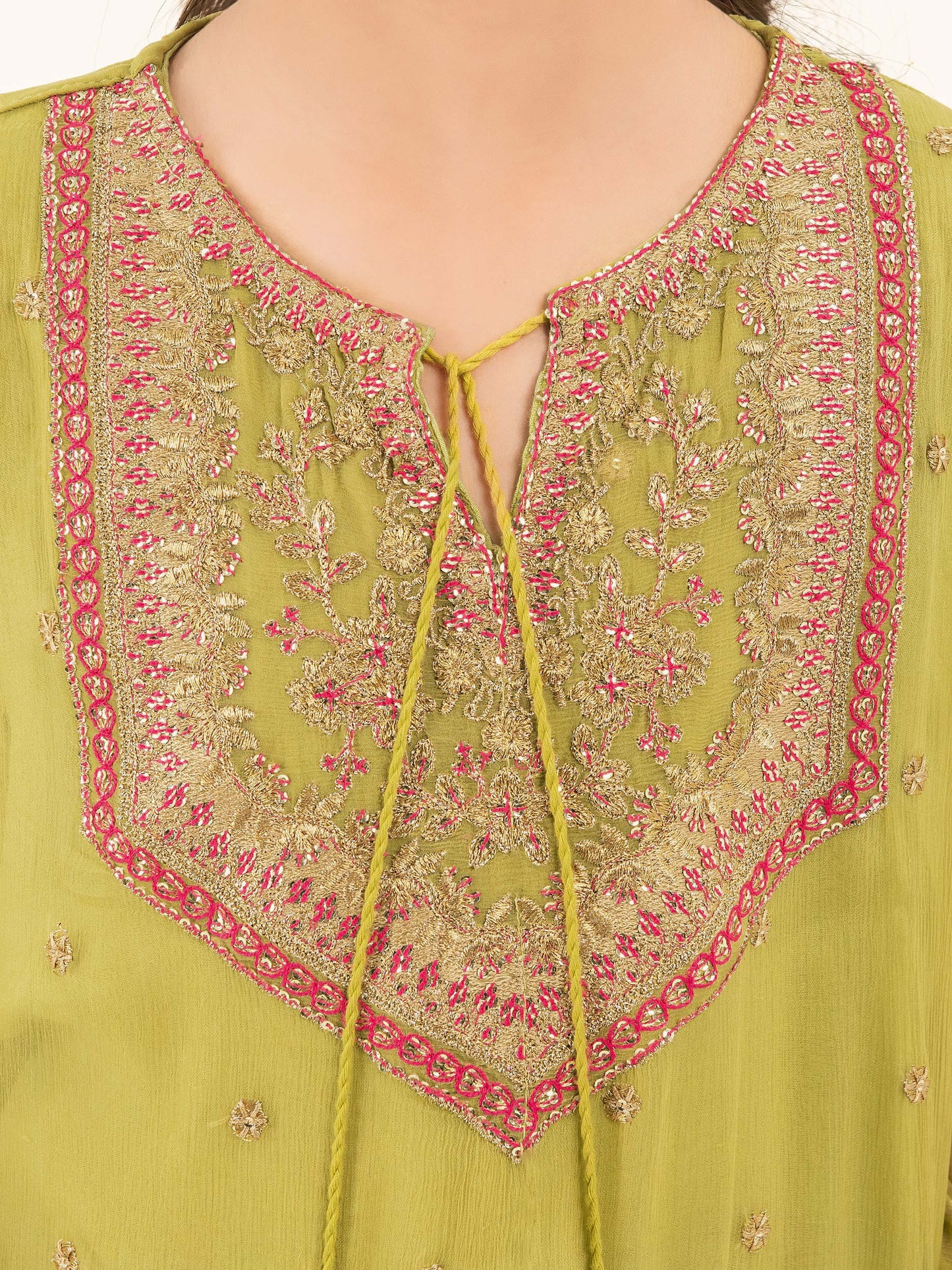 2 Piece Chiffon Suit-Embroidered (Pret)