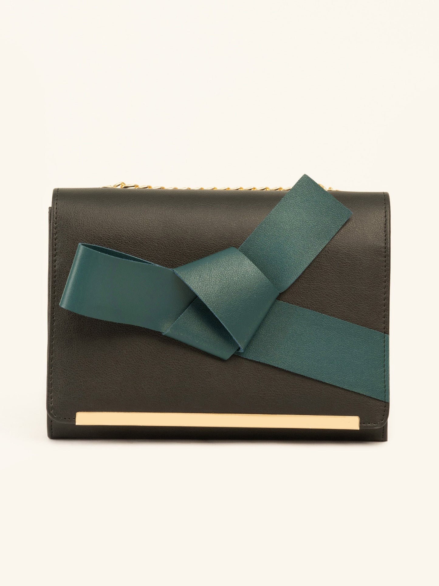 Tie Knot Clutch
