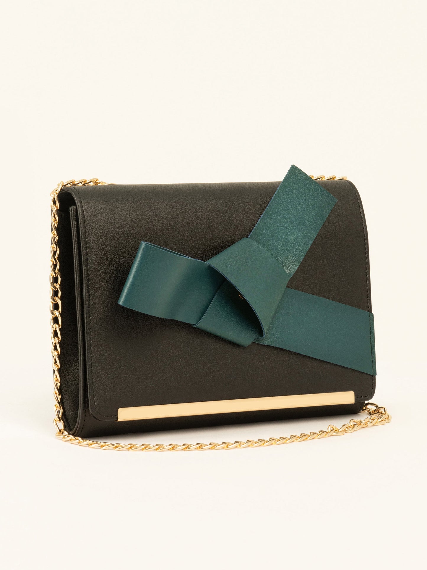 Tie Knot Clutch