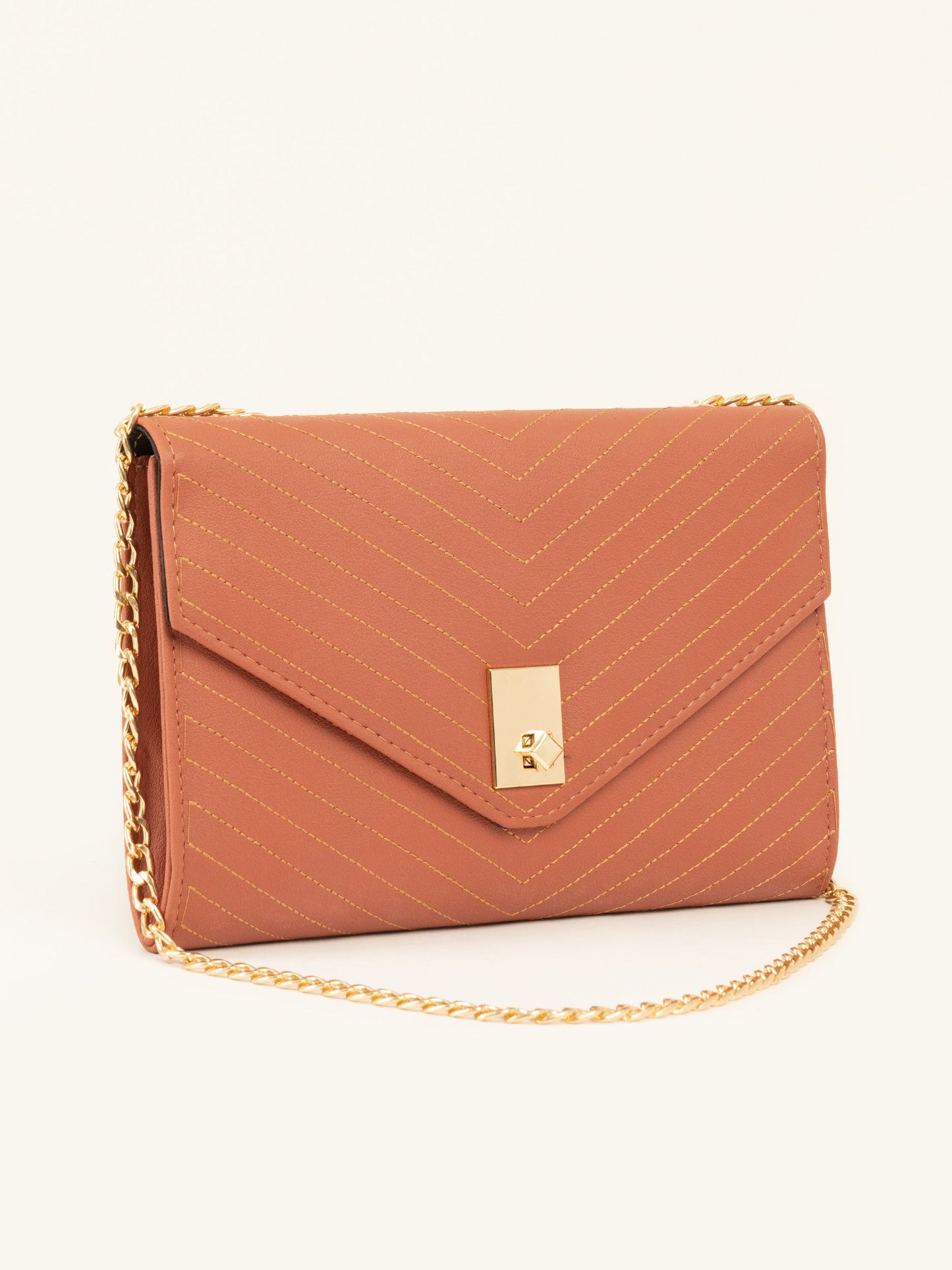 Thread Detailing Clutch