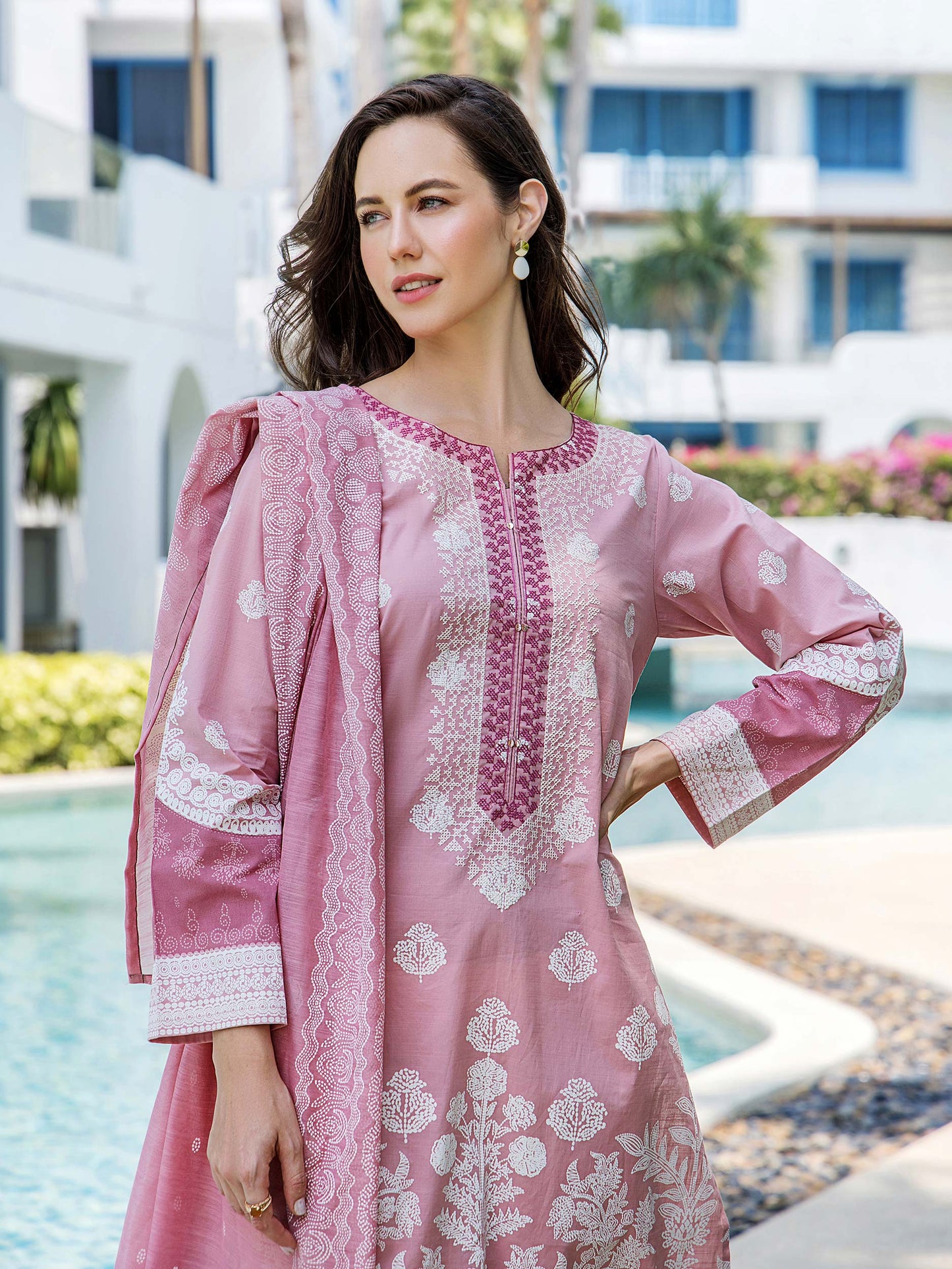 2 Piece Lawn Suit-Embroidered (Unstitched)