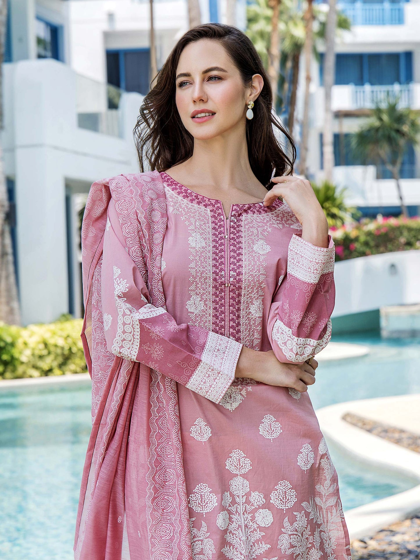 2 Piece Lawn Suit-Embroidered (Unstitched)