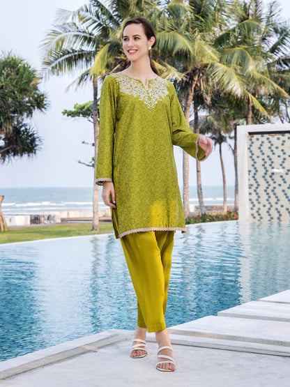 2 Piece Lawn Suit-Embroidered (Unstitched)