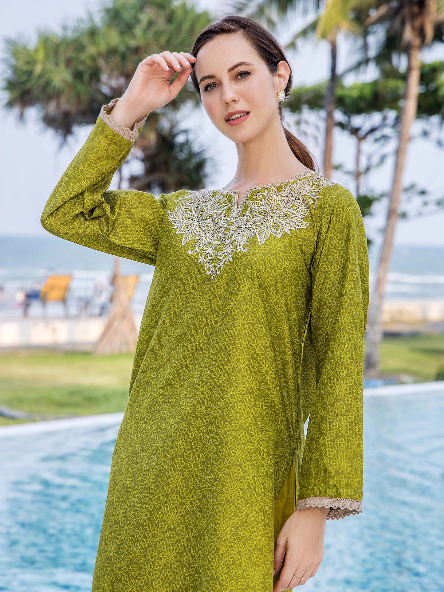 2 Piece Lawn Suit-Embroidered (Unstitched)