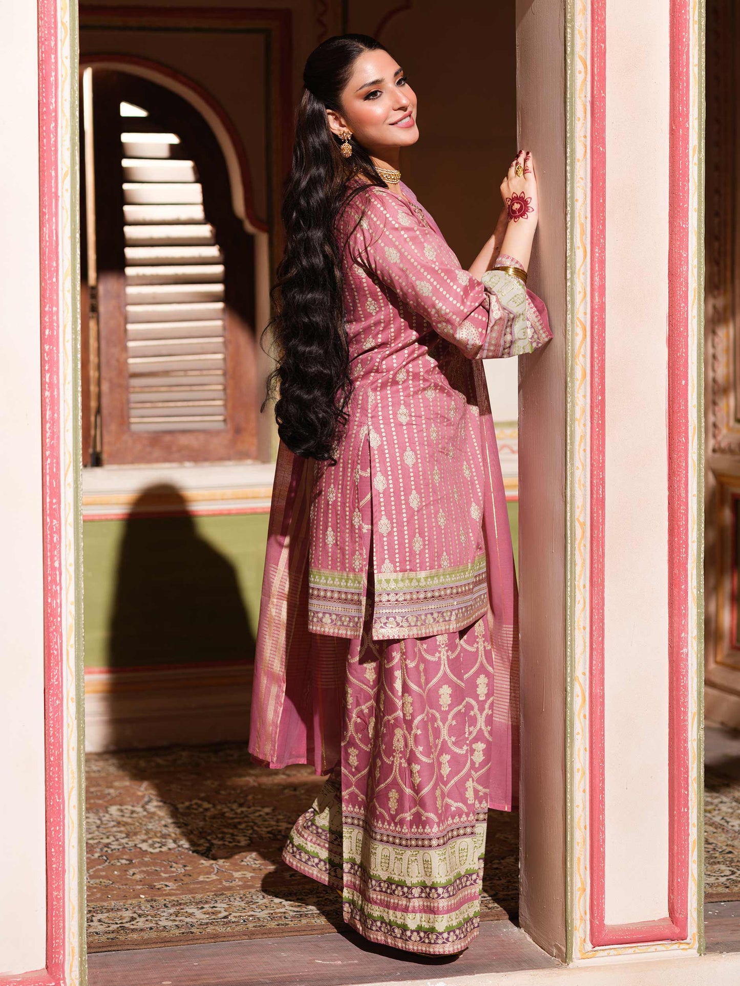 3 Piece Lawn Suit-Embroidered (Pret)