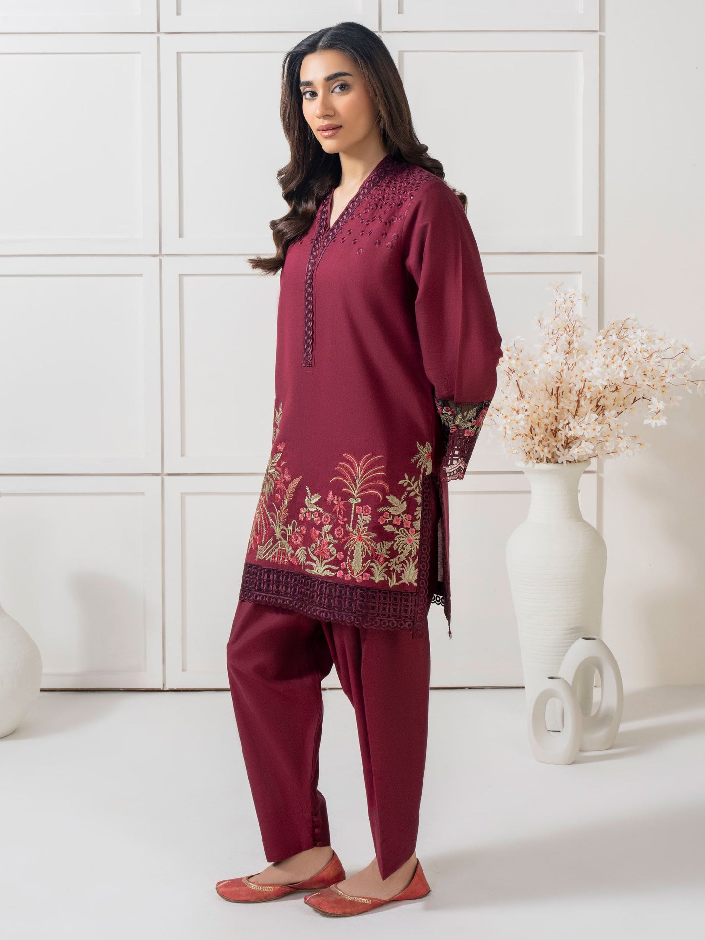 2 Piece Yarn Dyed Suit- Embroidered (Pret)