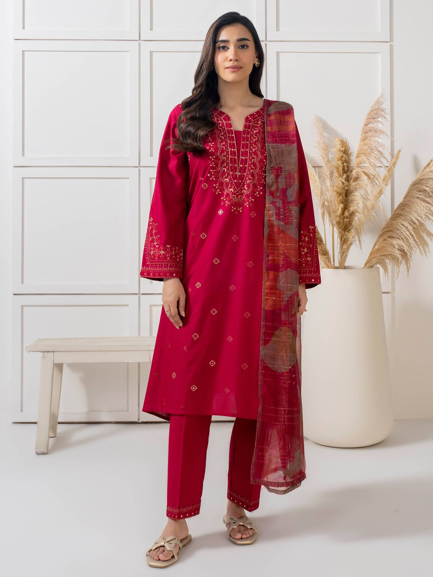 3 Piece Lawn Suit-Embroidered (Pret)