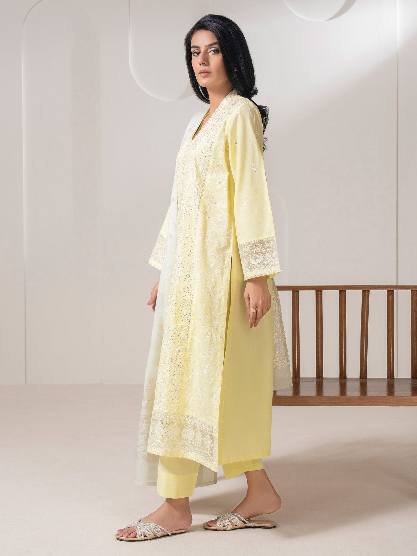 3 Piece Lawn Suit-Embroidered (Pret)