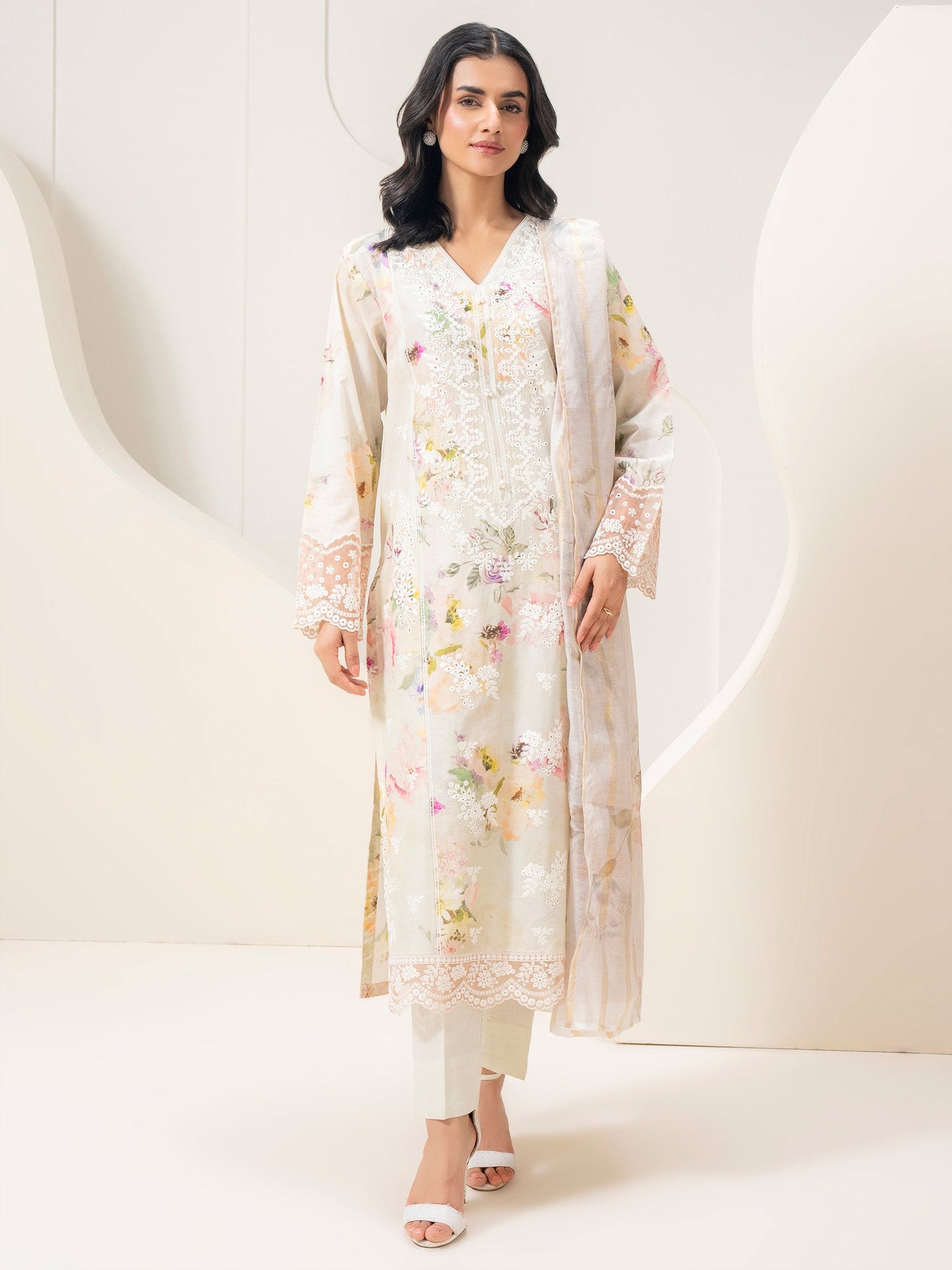 3 Piece Lawn Suit-Embroidered (Pret)