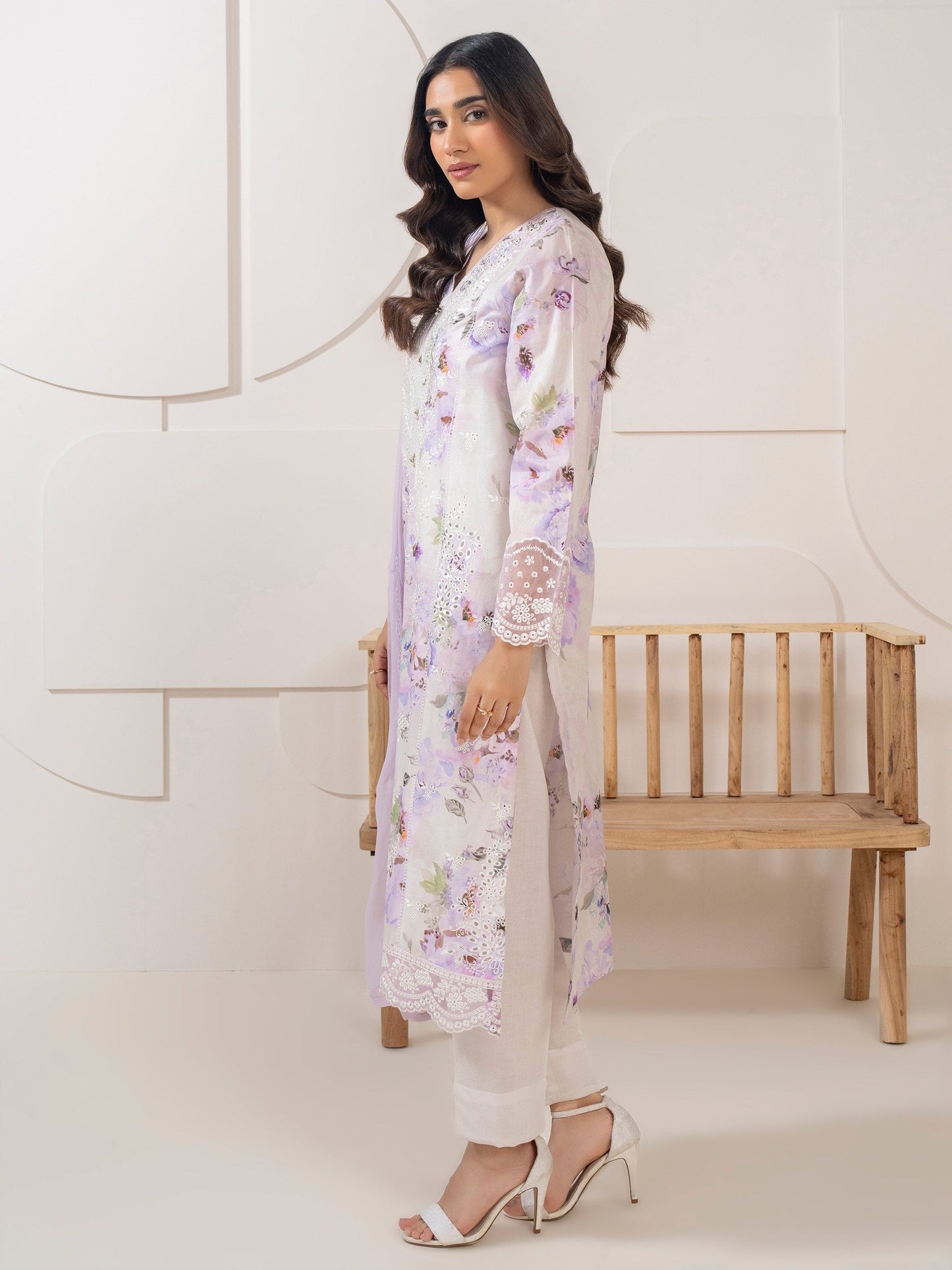 3 Piece Lawn Suit-Embroidered (Pret)